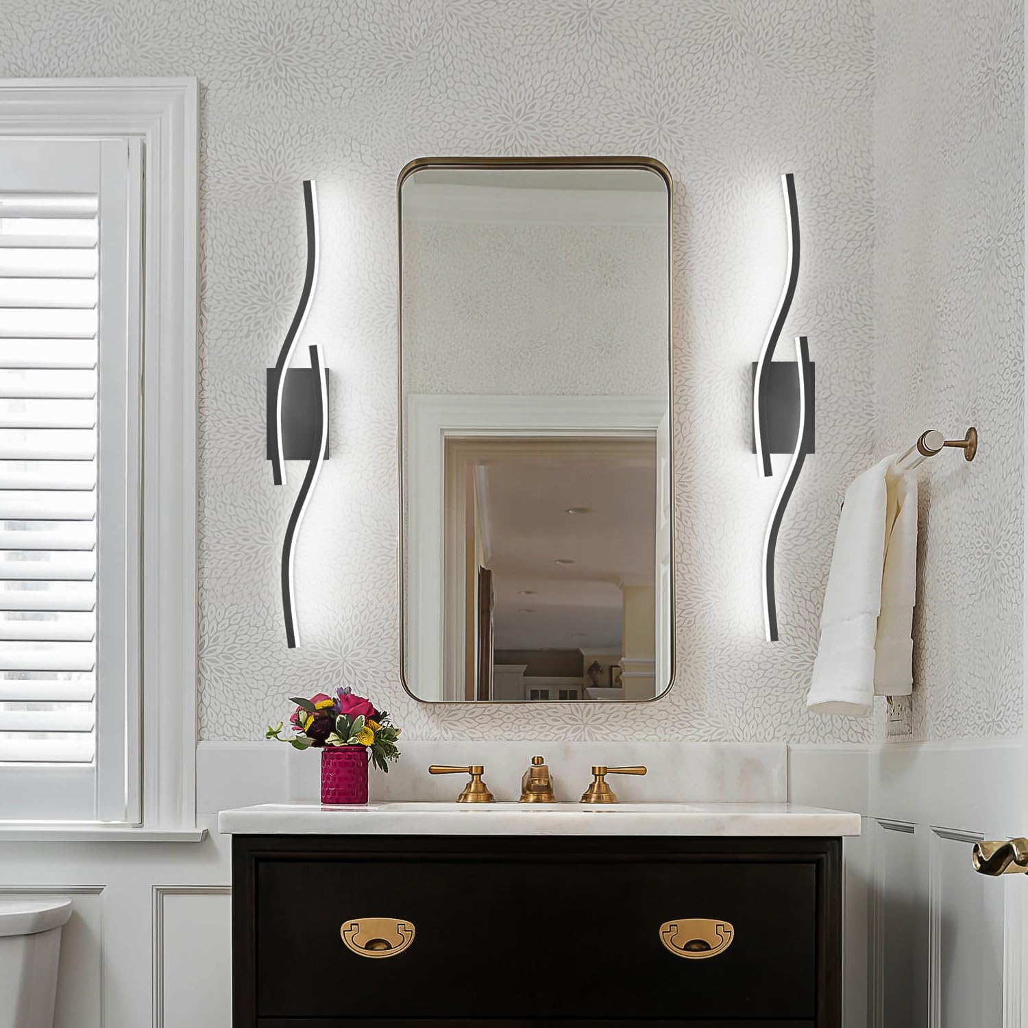 PRESDE 32" Black LED Vanity Light - Modern Dimmable Bathroom Lighting Fixture in Metal