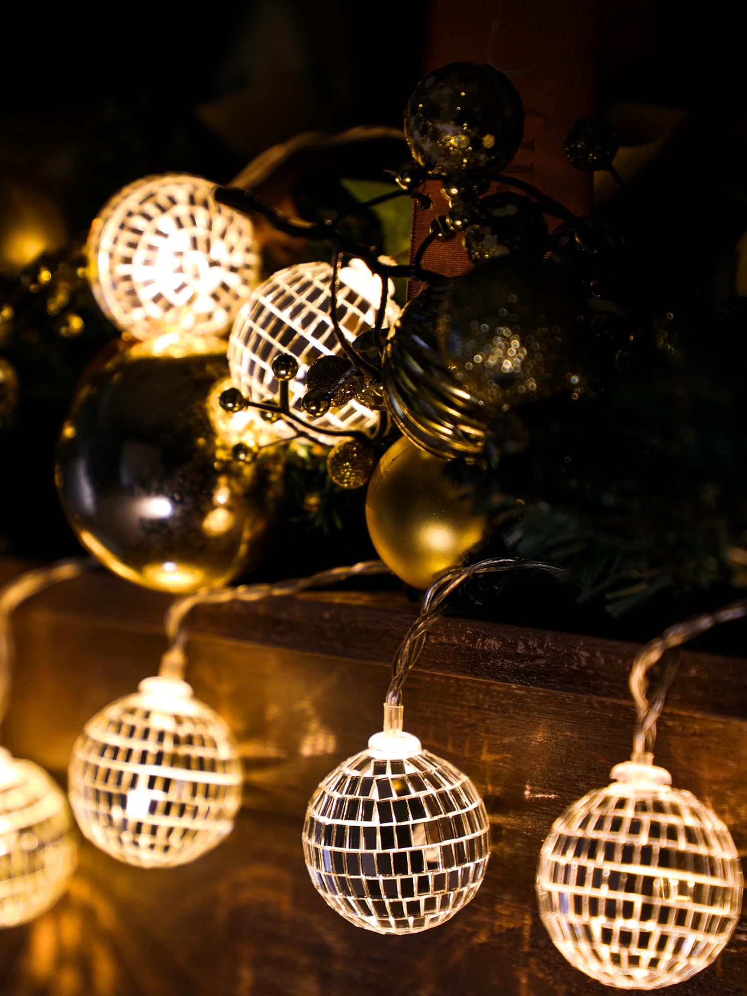 BBTO Disco Ball String Light, 10 LED, 9.84 Feet, Battery Powered, Polycarbonate, 1.18 Inch, Warm Silver, Model: 8ca6008c-