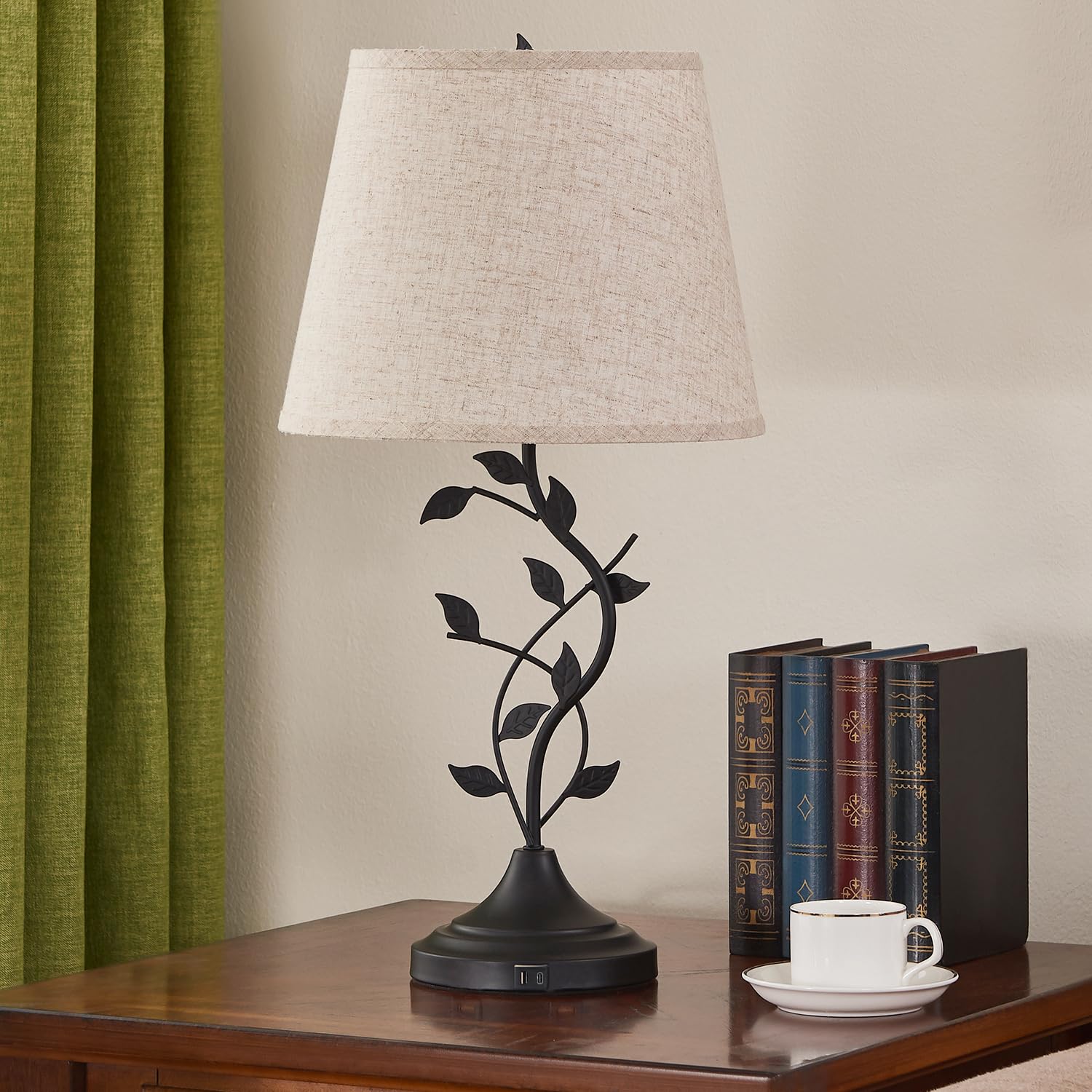 Kakanuo USB Charging Bedside Lamp - Traditional Retro Desk Lamp with USB-A/C Ports, Beige, Model MKTBA