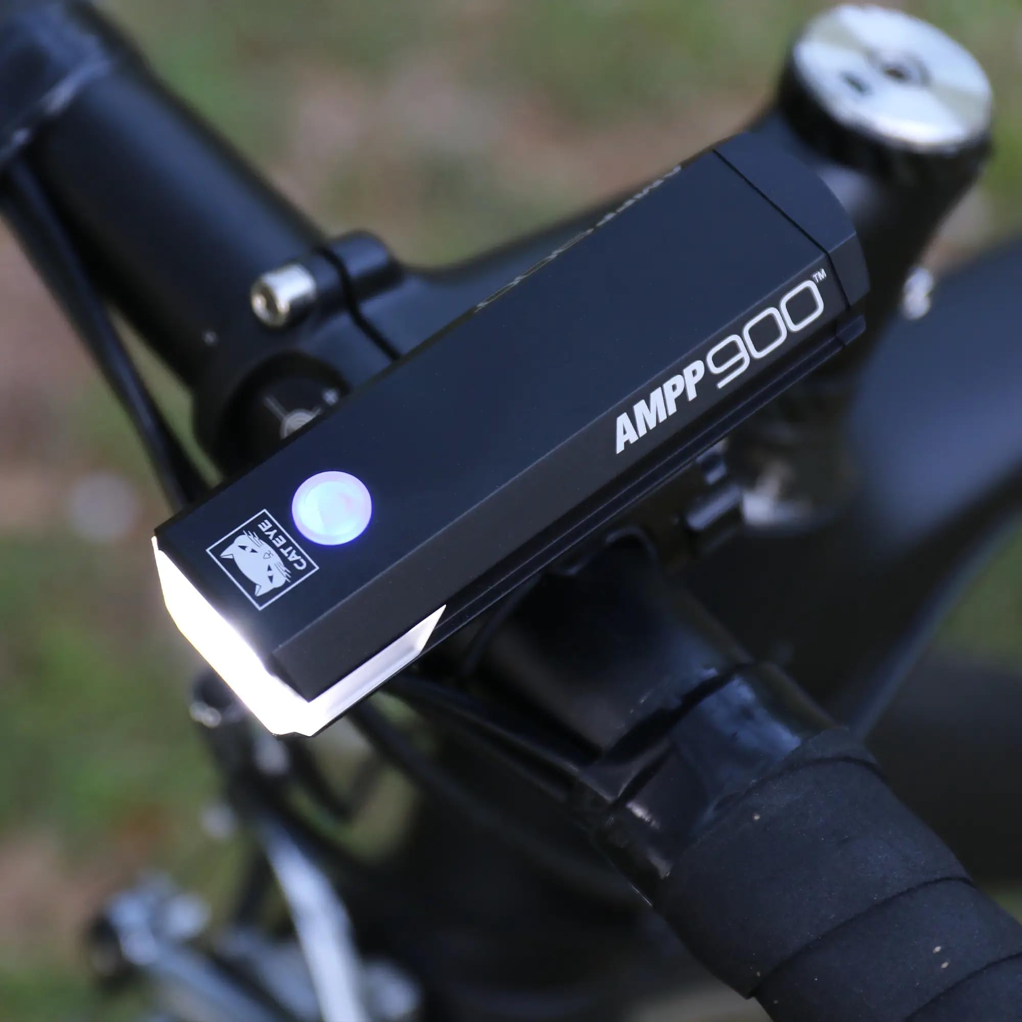 Cateye - Ampp Usb Rechargeable Bike Headlight (Ampp900)