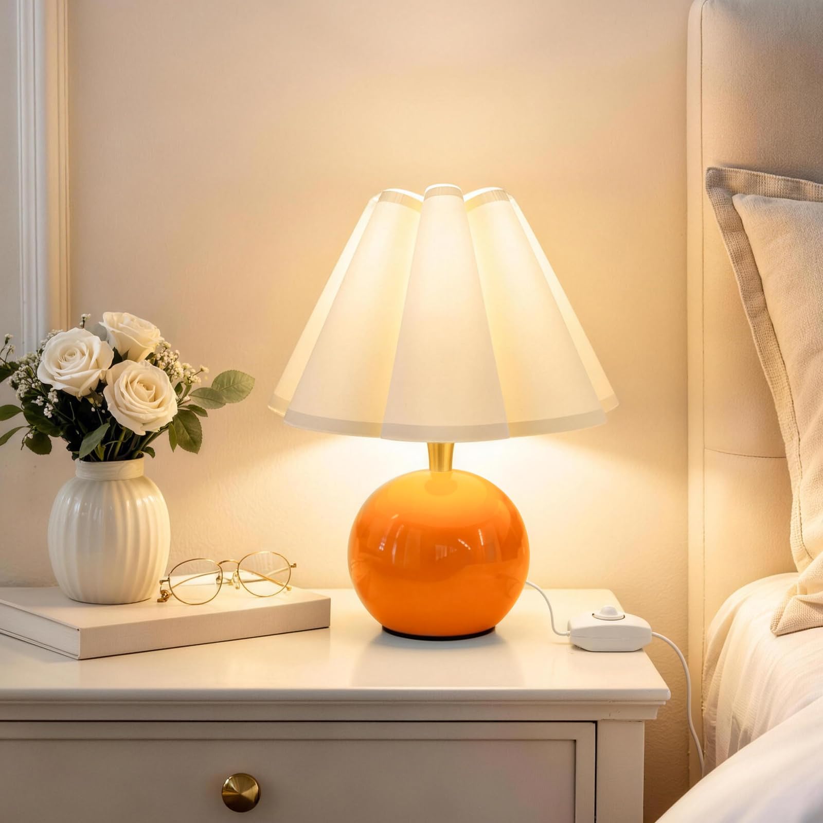 Komothala Bedside Table Lamp, Ceramic Stepless Dimmable Lamp with Scalloped Fabric Shade,Decorative Accent Light for Nightstand,