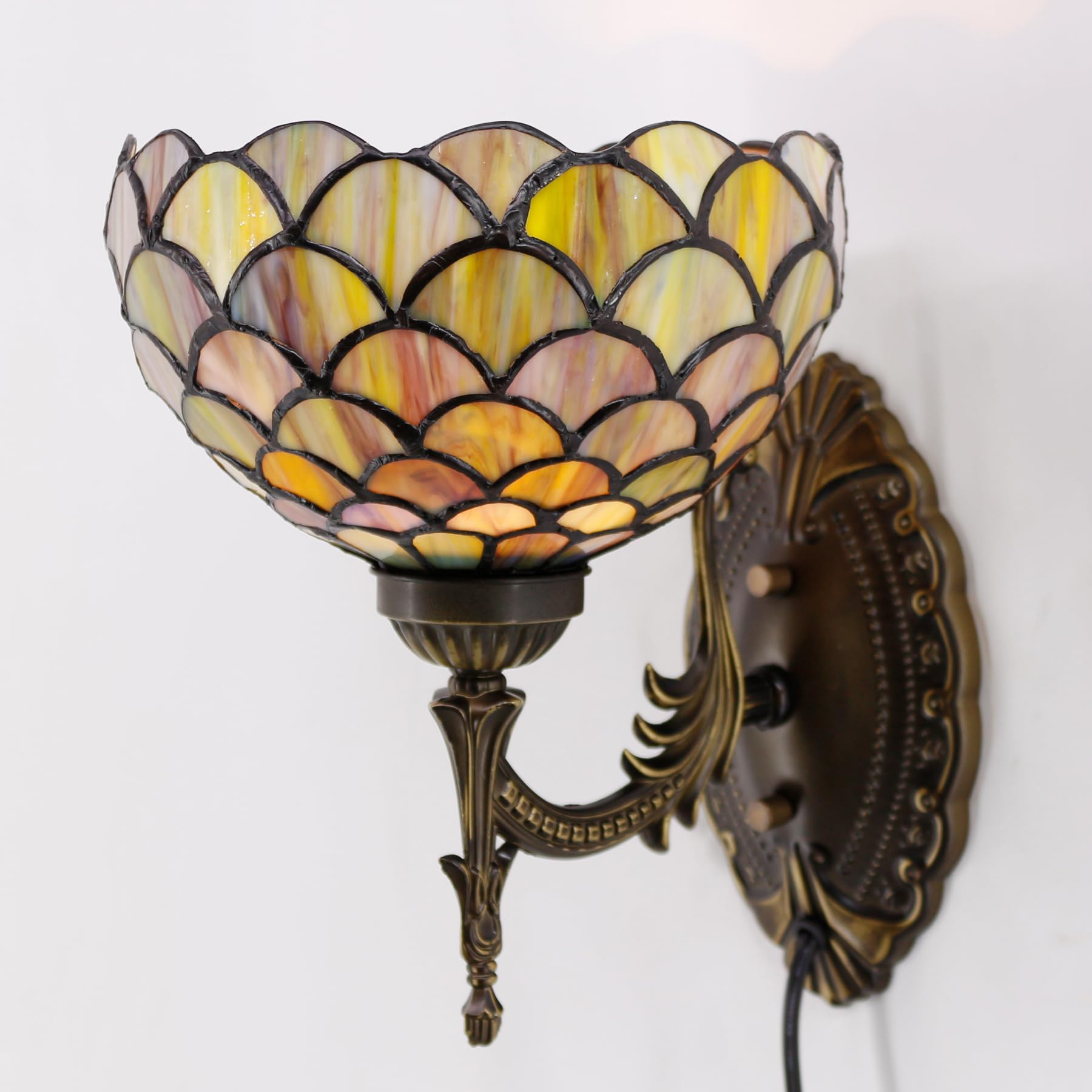 Avivadirect Tiffany Wall Sconce Lamp Plug In Or Hardwire Wall Light With 8 Inch Brown Fish Scales Stained Glass Lampshade 8X10.5