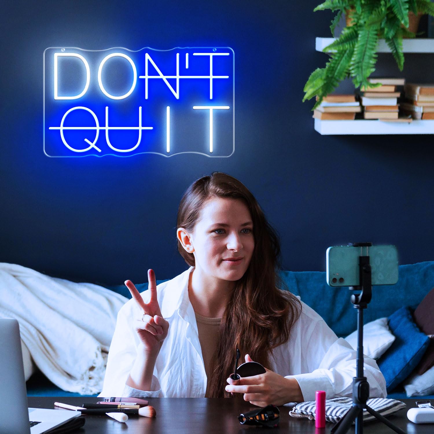 HAJAE LED Neon Sign - DONT QUIT Wall Decor, Dimmable, USB Powered, Blue & White