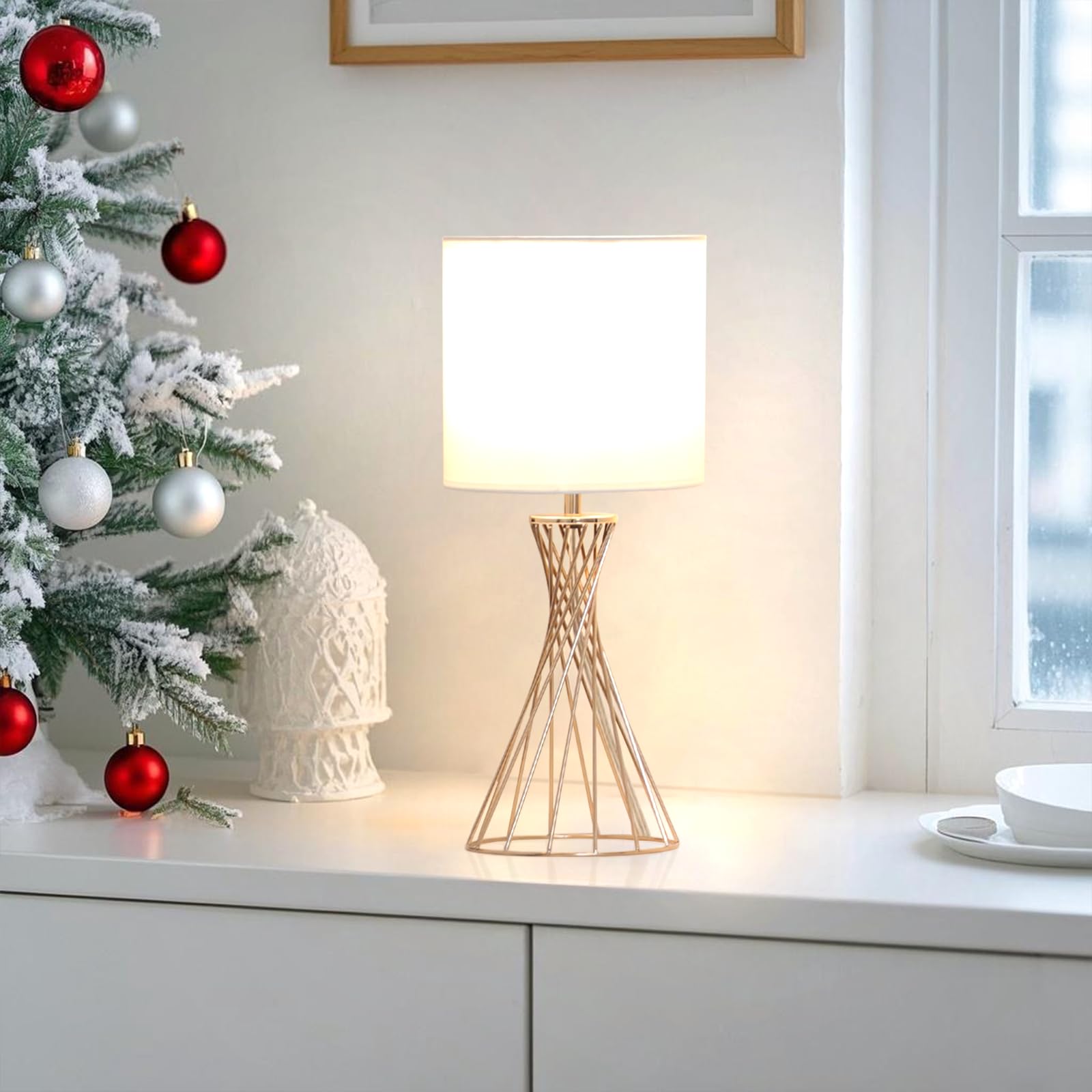 Popity Home Gold Table Lamp, Nightstand Lamp, Small Cute Desk Lamp, Modern Bedside Lamp With White Fabric Shade, Metal Geometric