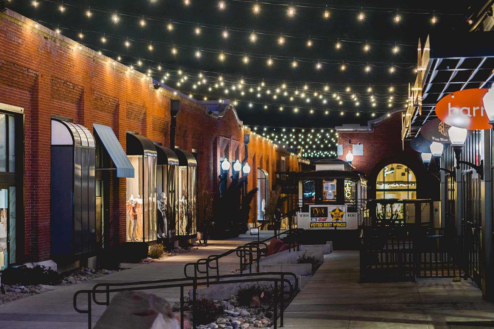 Sfeg G40 String Lights - 5W Warm Incandescent Shatterproof Glass Bulbs, 18-Gauge Wire - Dimmable Globe String Lights For Backyard, Patio, Porch, Garden - Decorative Outdoor Hanging Lights - 25Ft