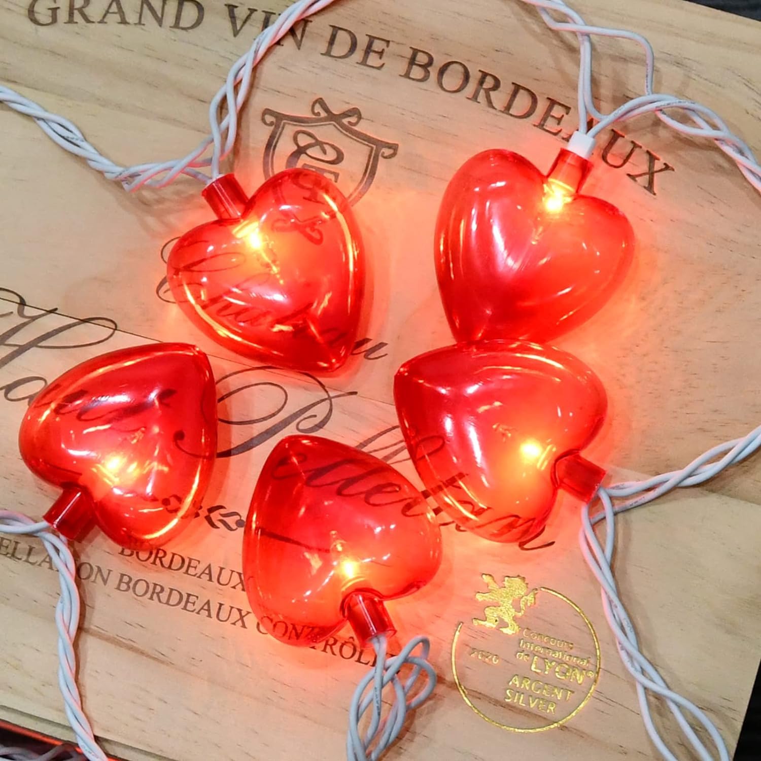 Oviejo 8.5Ft Red Heart String Lights, Decorations Lights With 10 Red Heart, Connectable Romantic Fairy Heart String Lights For G