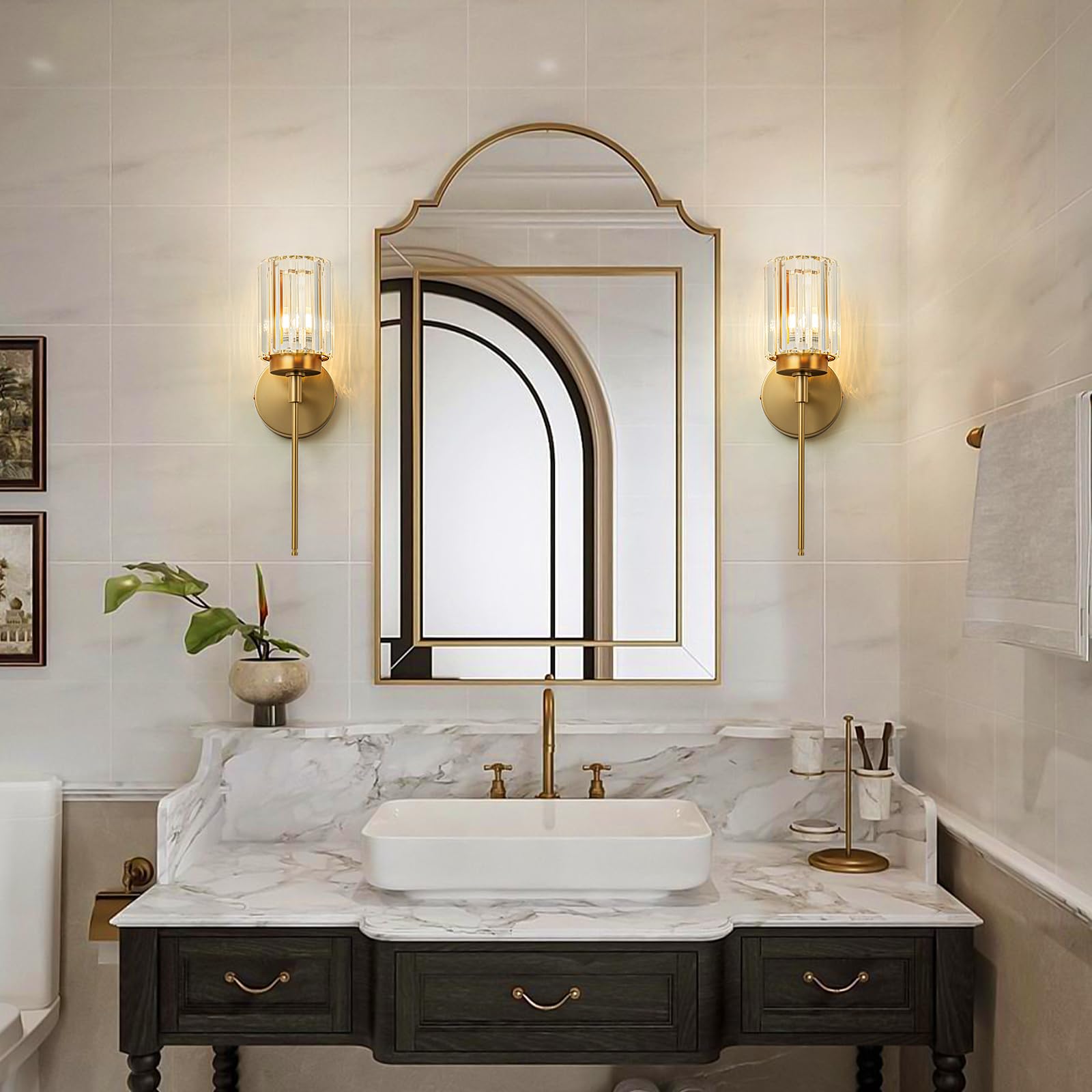 Huoku Single Gold Wall Sconce, Modern Vanity Lighting Fixture With Crystal Shade, 1-Light Wall Lamp For Bathroom Bedroom Mirror