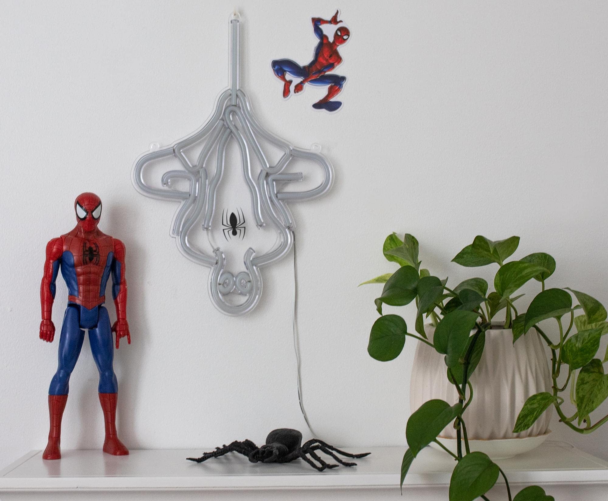 Ukonic Marvel Spider-Man Hanging LED Neon Wall Light | Ready to Hang Wall Decor Artwork | Superhero Figural Mood Light Sign for