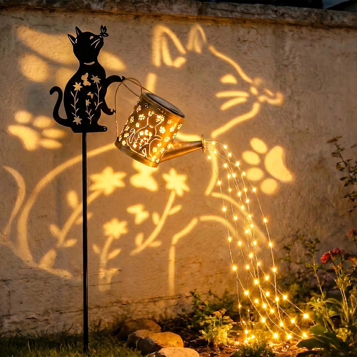 ZYLiWoo Solar-Powered Cat Watering Can Lights with Metal Cat Statue Silhouette Pillar Garden Feature Light, for Christmas, Mothe