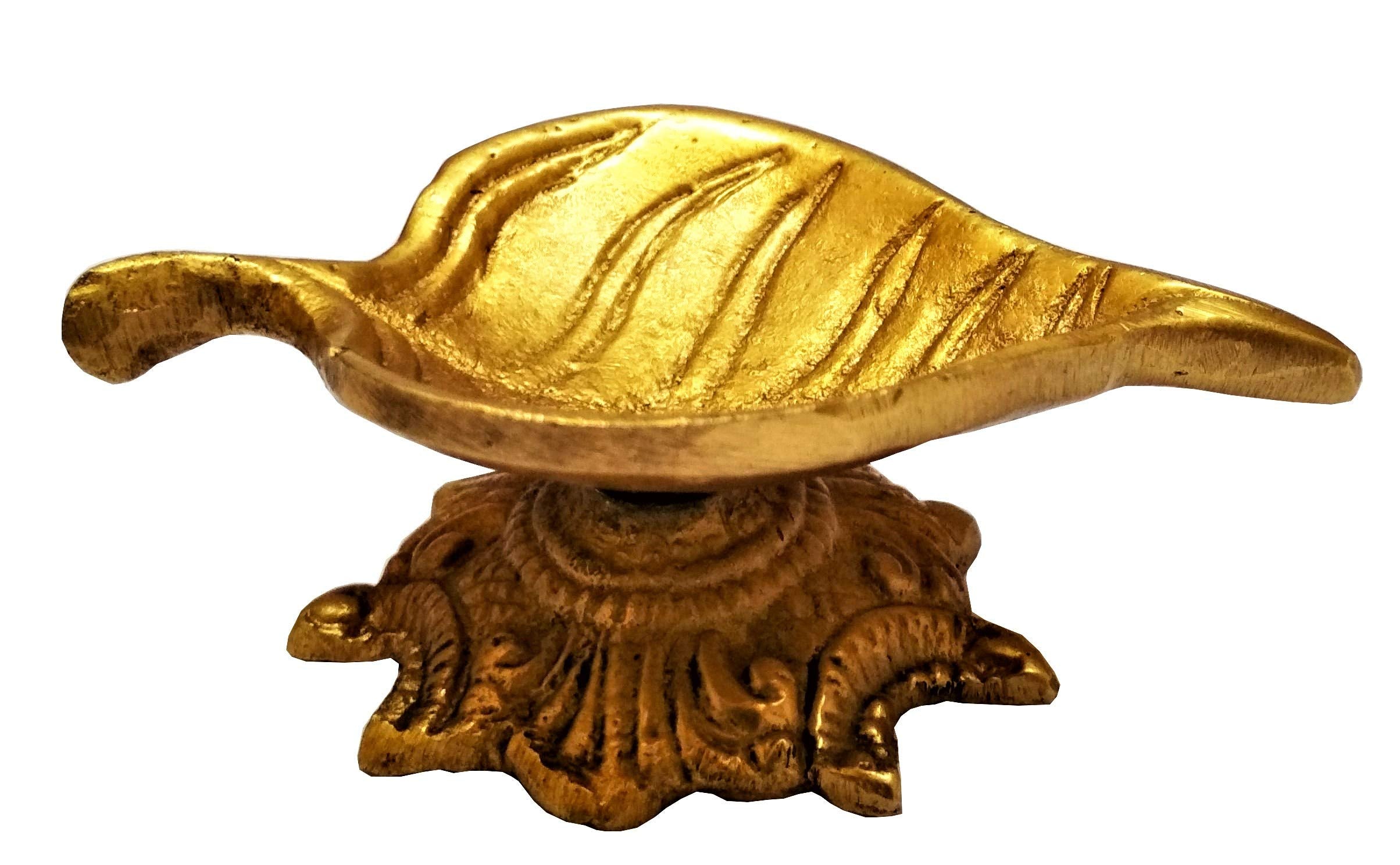 Purpledip Brass Oil Lamp Lakshmi Deepam: Pipal Leaf Diya (11569)