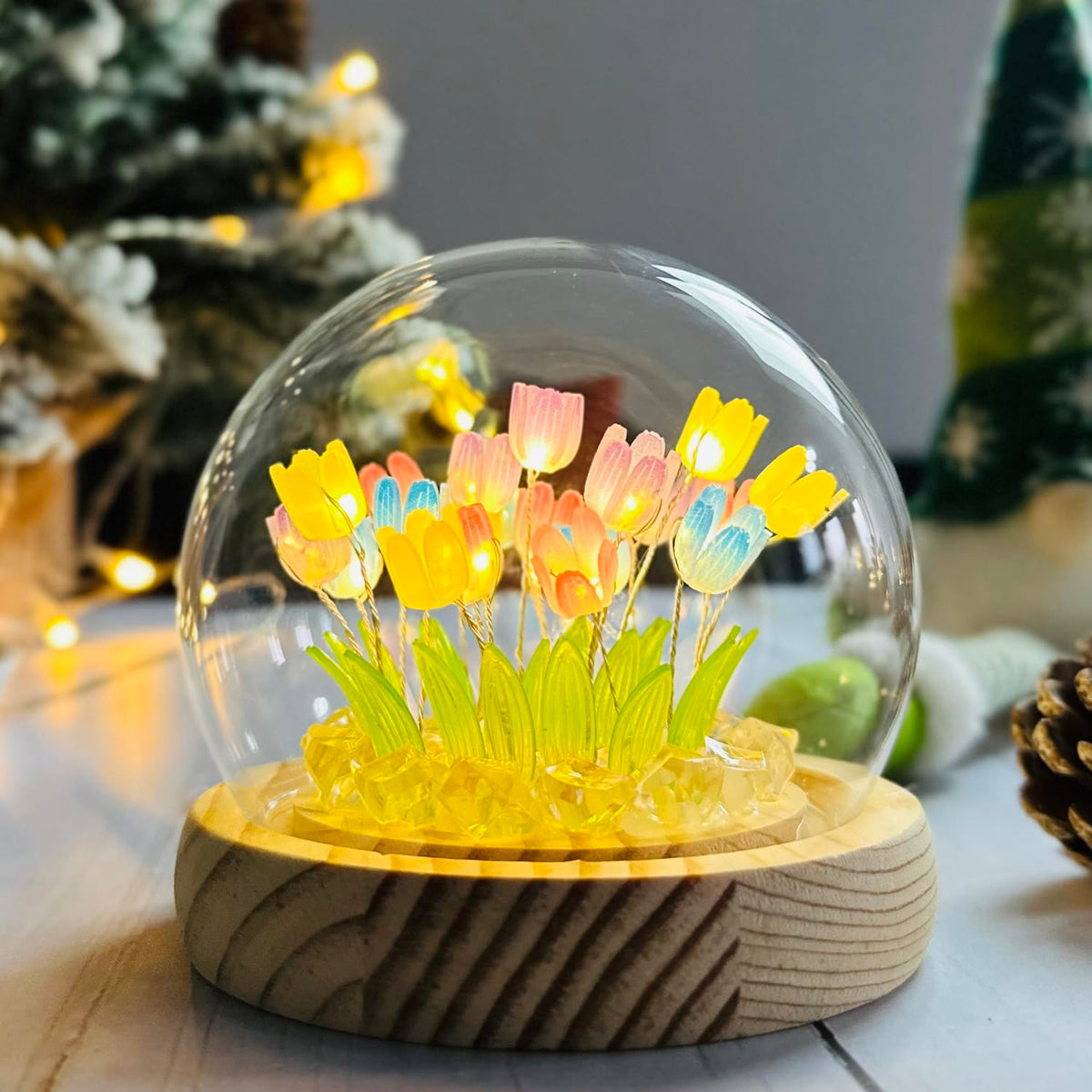 (20 Flower) Assembled Tulip Lamp Night Light With Glass Dome, Cool Handmade Artificial Flower Table Lamp Bedroom Desk Decoration