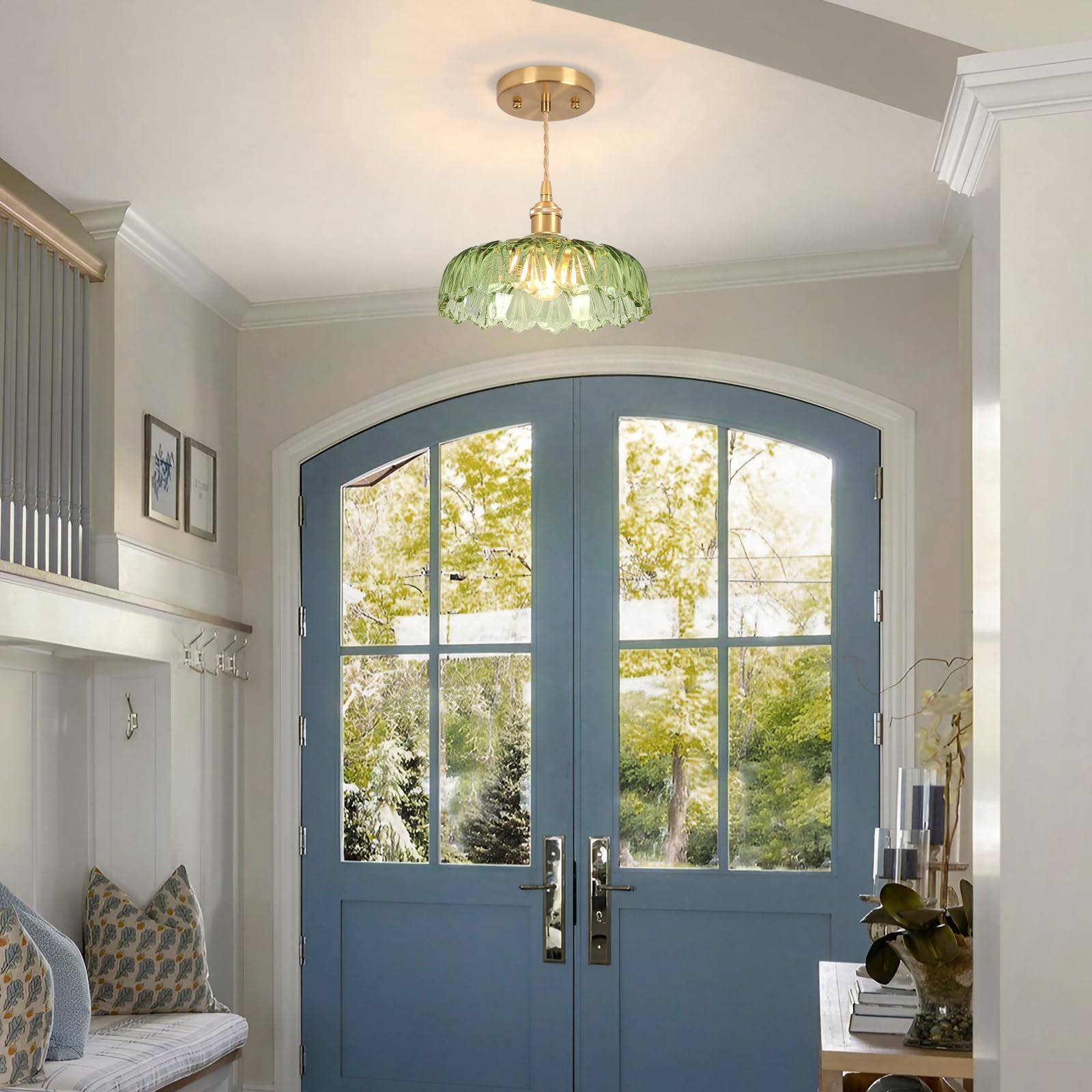 Loiogohot Battery Operated Pendant Light, Vintage RGB Chandelier 9.4in, Glass, Scindapsus Green, Model PL-BN1167-CD-GN