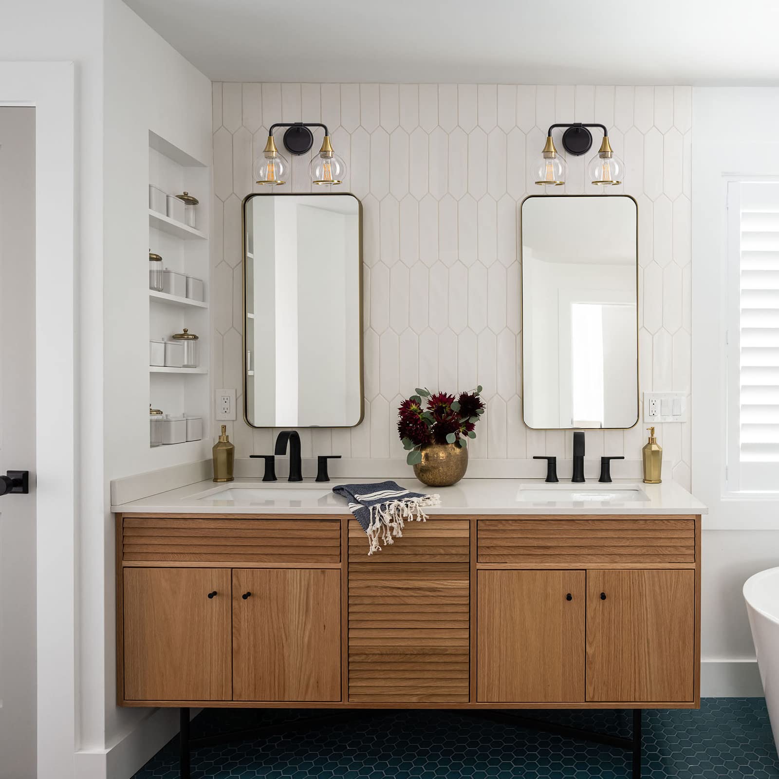 Hahzt Black And Gold Bathroom Light Fixtures 2-Lights Vanity Lights With Clear Glass Shade Bathroom Vanity Light 14 Inch Wall Sc