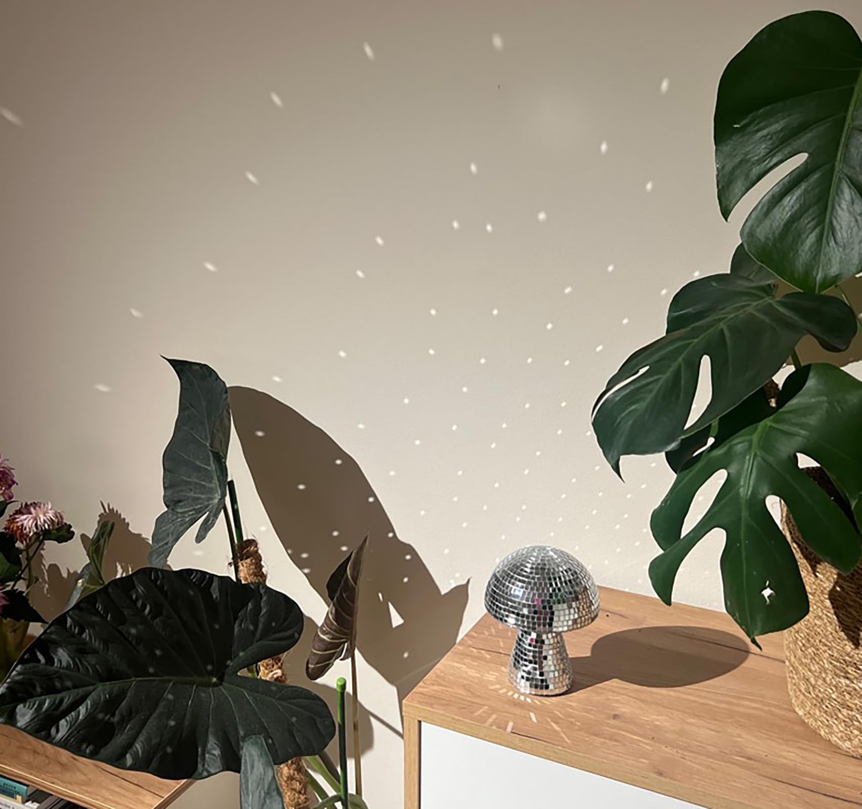 Yeehlmer Creative Mushroom Disco Ball For Party  Table Decor Mirror Retro Handmade Disco Ball Mushroom Shape Home Art Decorations Bar Ornaments(Silver  S(5.9))