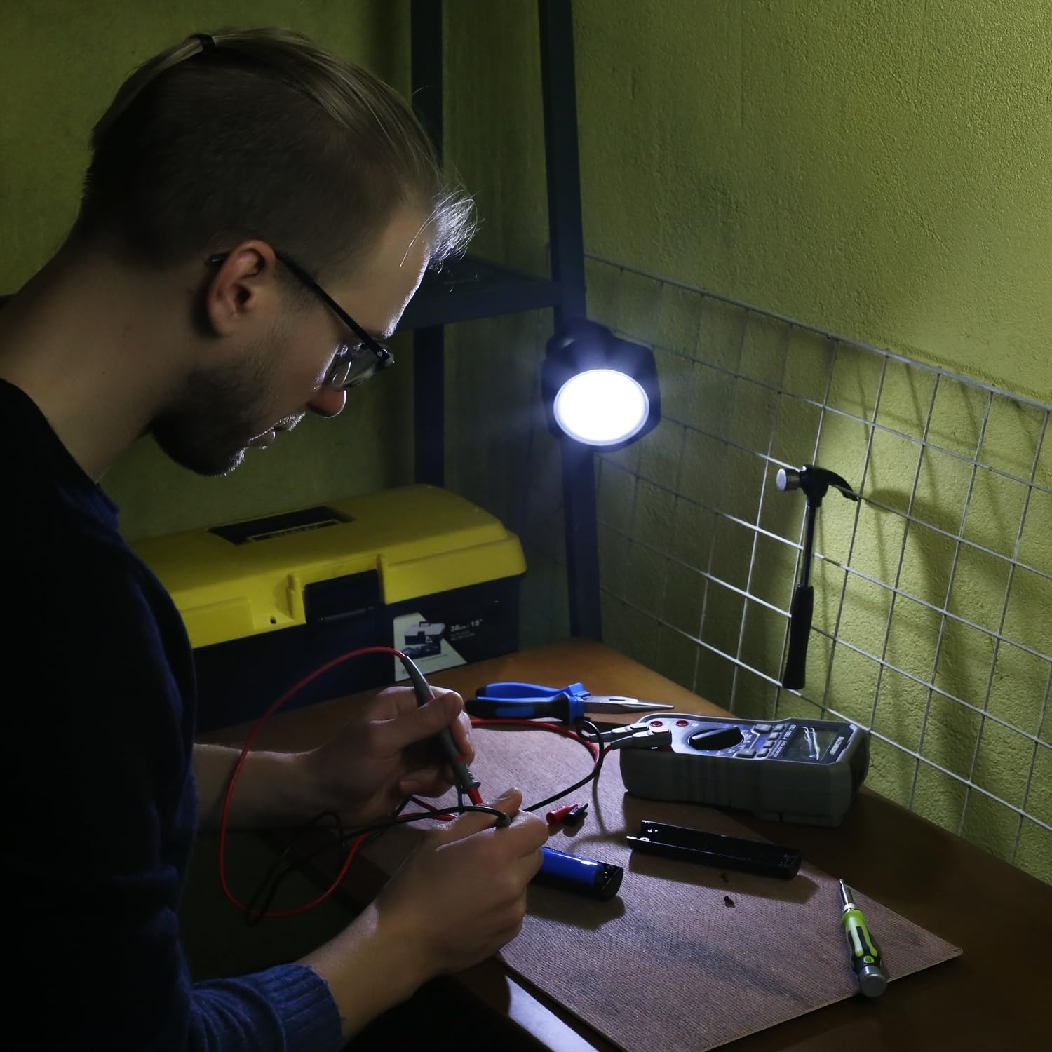 POWERFIREFLY 250 Lumens COB LED Rotating Work Light, Magnetic Base, Ultra Bright Spotlight for Car Repair & Emergency, Black