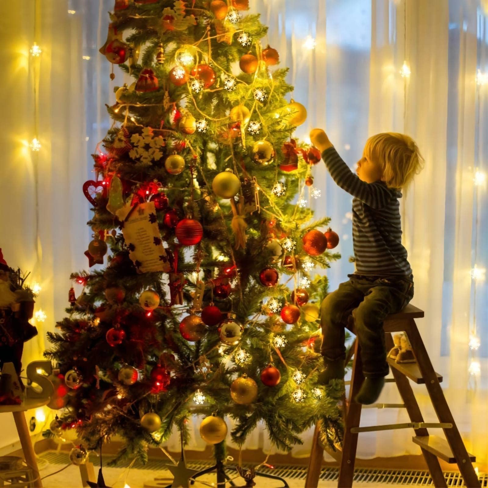Christmas Snowflake Lights, 20 Ft 40 Led Battery Operated String Lights With Remote, 8 Modes Timer Waterproof Hanging Decor Bedroom Room Party Wall Indoor Outdoor Xmas Tree Decorations Warm White