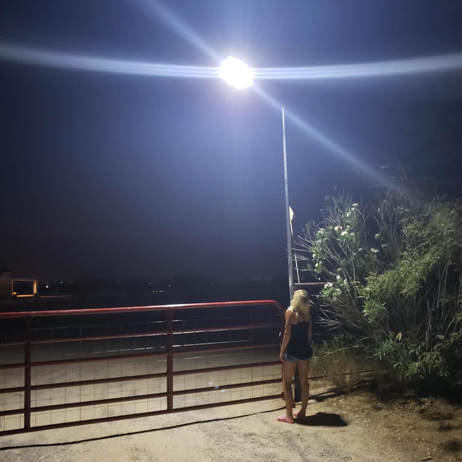 Vikrami Solar Street Lights Outdoor, IP67 Waterproof Wall-Mounted LED Flood Light with Motion Sensor & Remote Control - Auto Dus