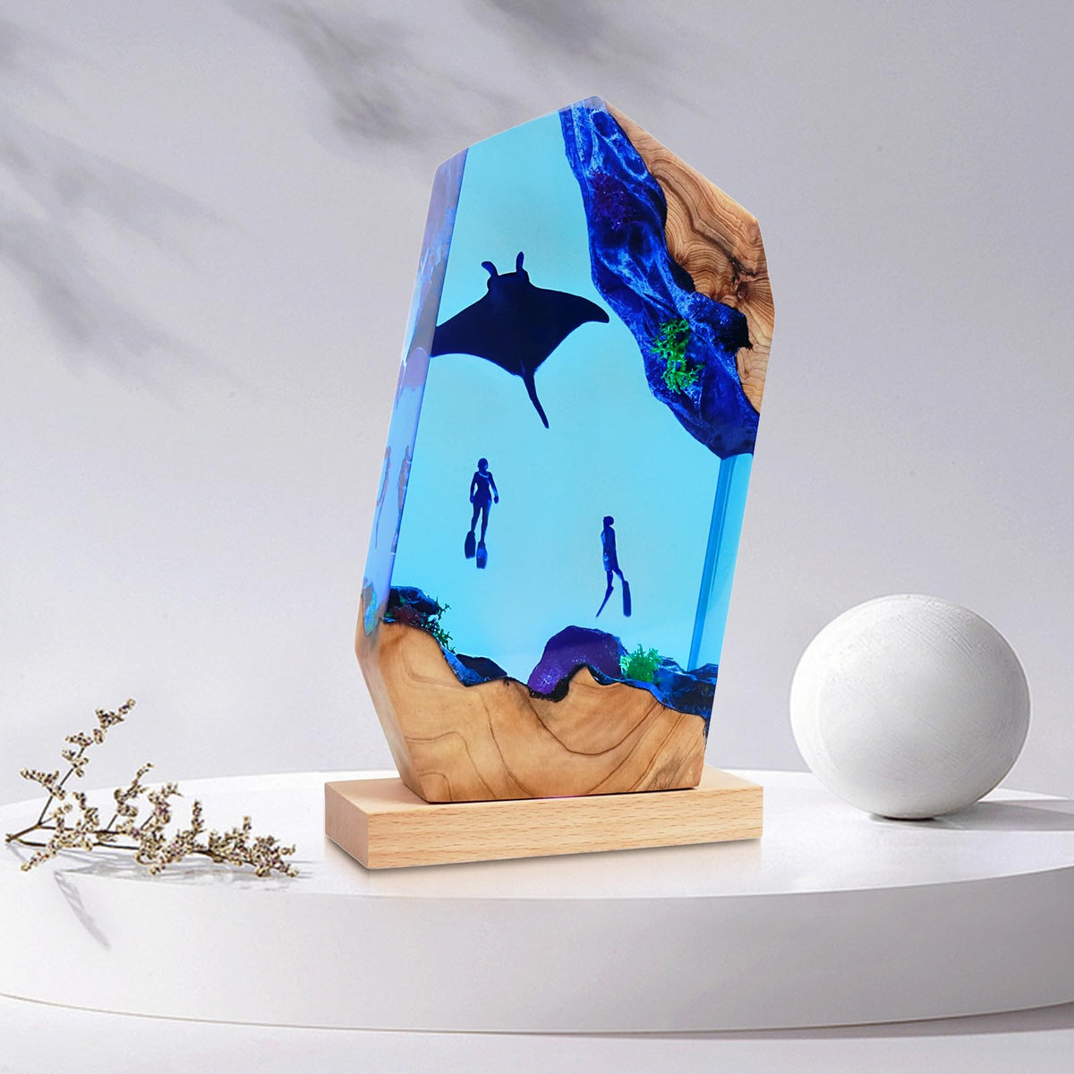 eletriace Epoxy Resin Devilfish Lamp, Diver Ocean Lamp,Handmade Home Decor Bedside Nightlight, Unique Seven Colorful Lights Deco