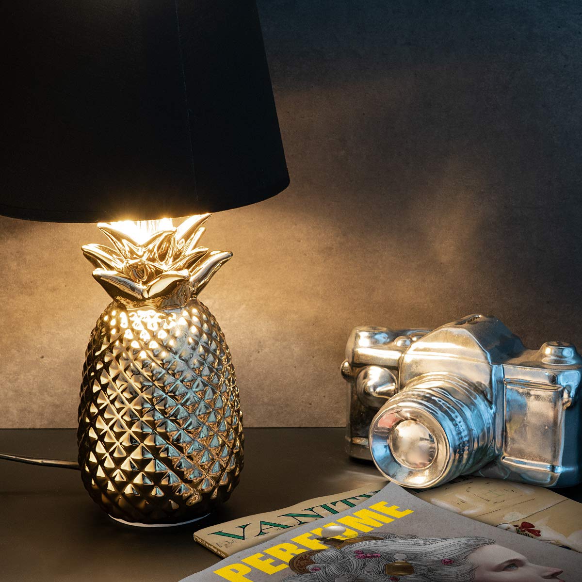 Navaris Gold Pineapple Table Lamp - Mini Lamp 13.8 Tall Light With Ceramic Base For Tables - With E12 Candelabra Bulb Socket - S