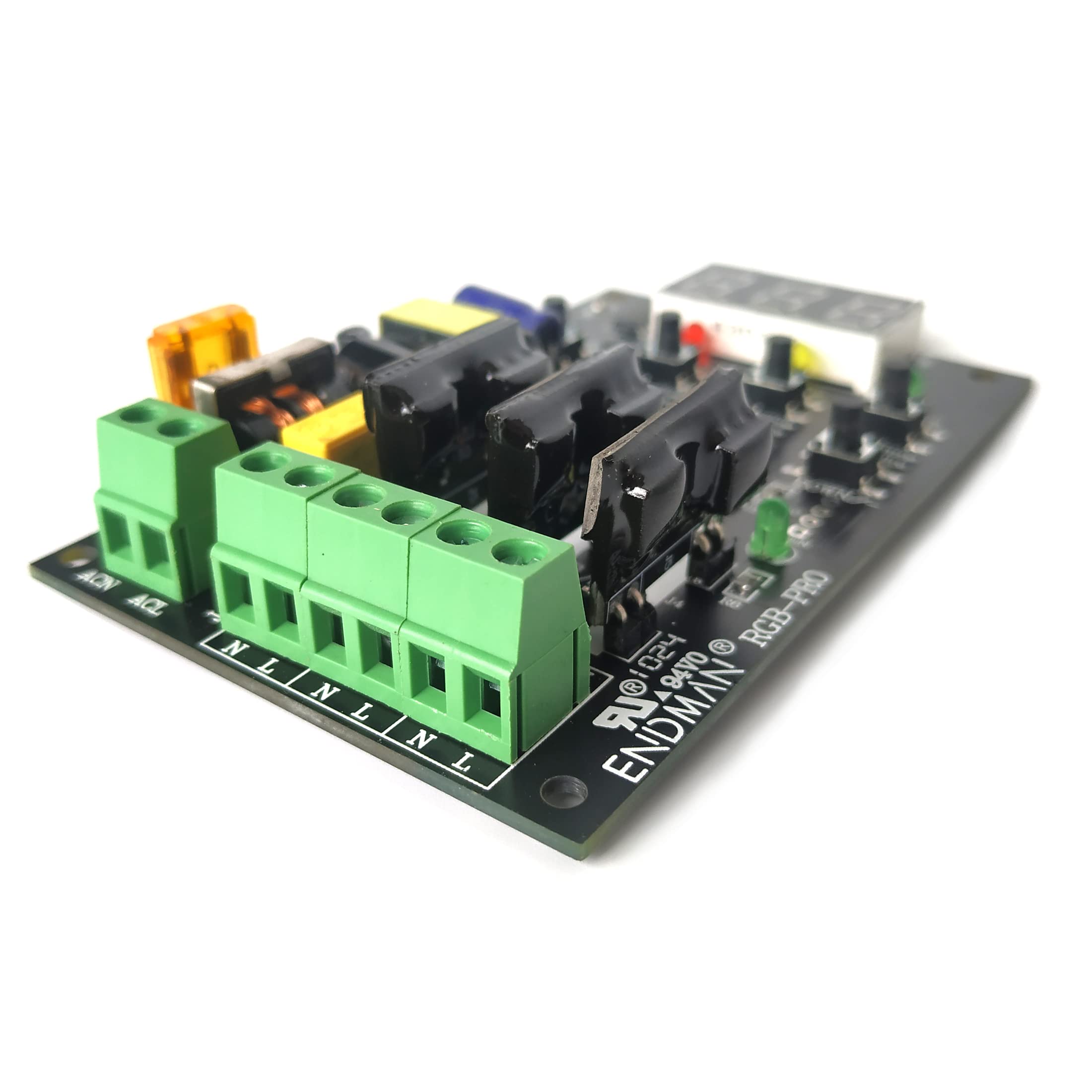 ENDMAN Traffic Light Controller RGB-PRO, 39+ Sequences, 3 Channel, 80VAC-260VAC, Green/Red, Complete Accessories, LED Display