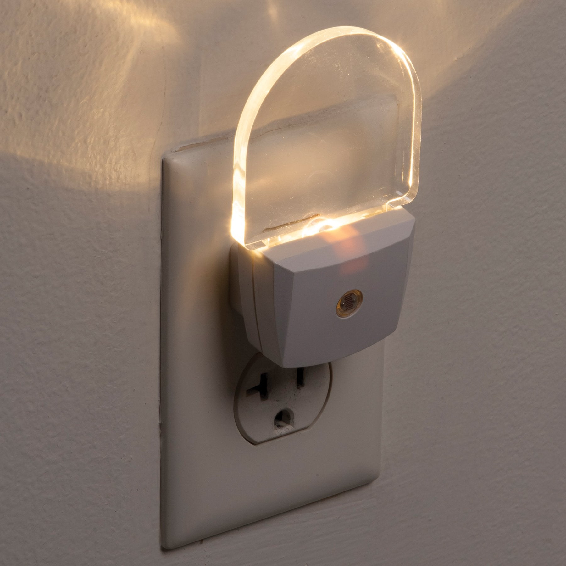 Safety 1st LED Nightlight, 2 Count, White, Model HS202, Multi-Material, Ideal for Home Safety