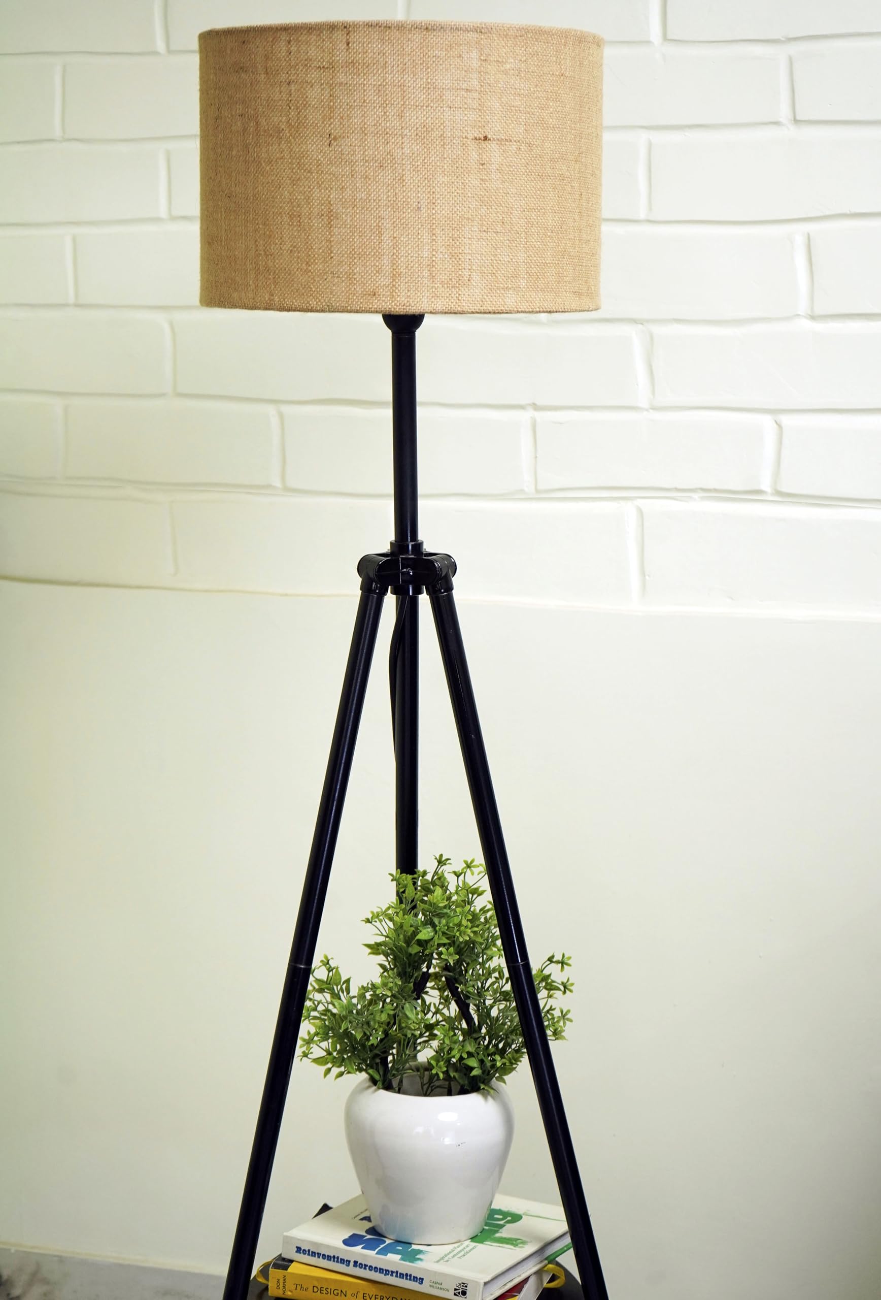 Crosscut Furniture Metal Floor Lamp with decorative shelf (Natural Jute)
