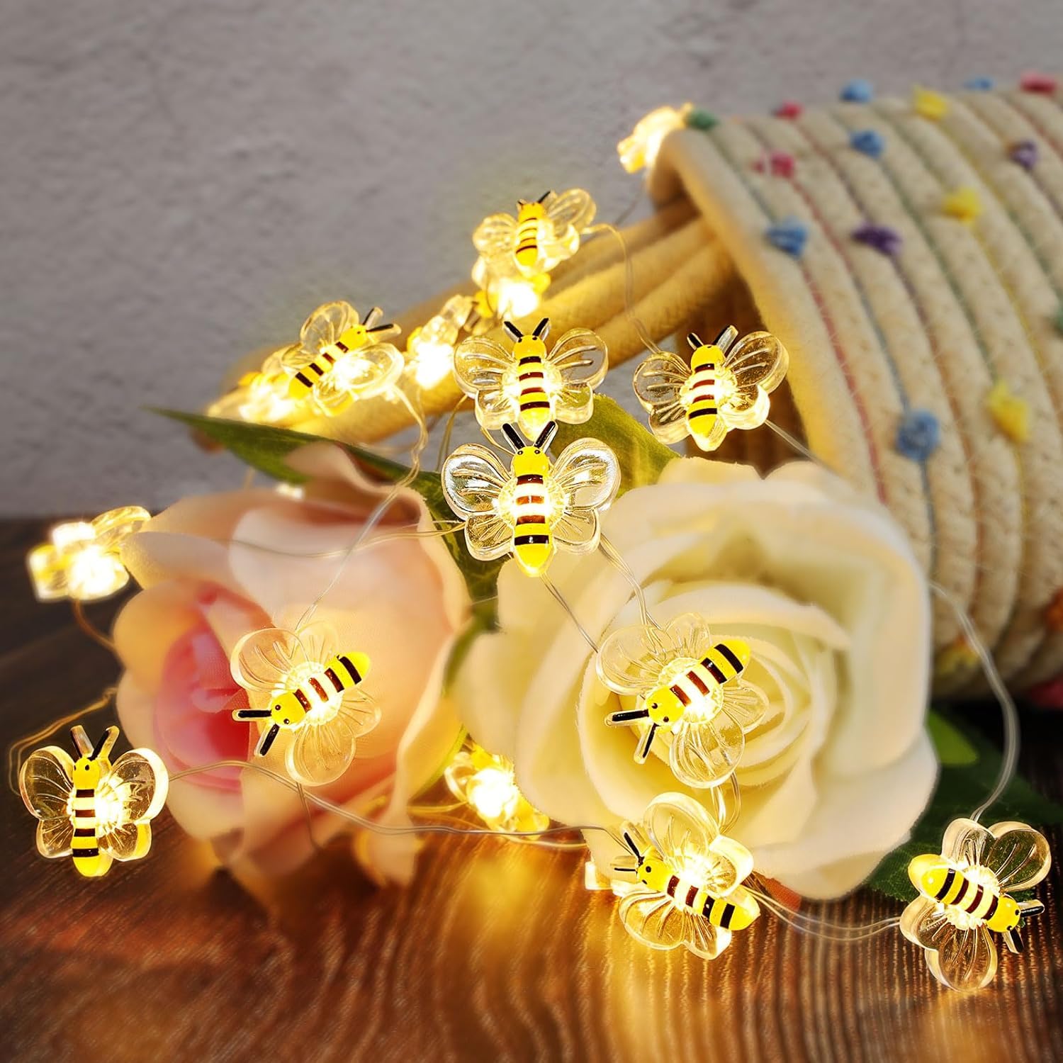 Yoitomehy Bee Lights Bee Bumble Decor 10Ft 30 Led Battery Operated Bee String Lights Honeycomb Bee Decorations Bee Themed Gifts Decor For Home, Birthday, Kids Room, Garden, Wedding, Party