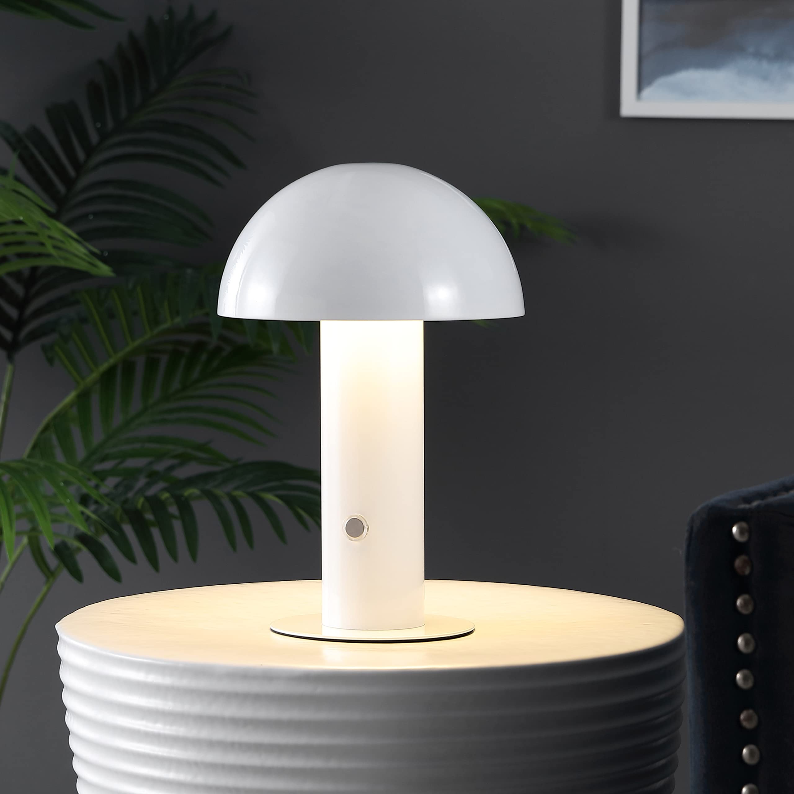 Jonathan Y Jyl7115B Boletus 10.75'' Contemporary Bohemian Rechargeable/Cordless Portable Iron Integrated Led Mushroom Table Lamp