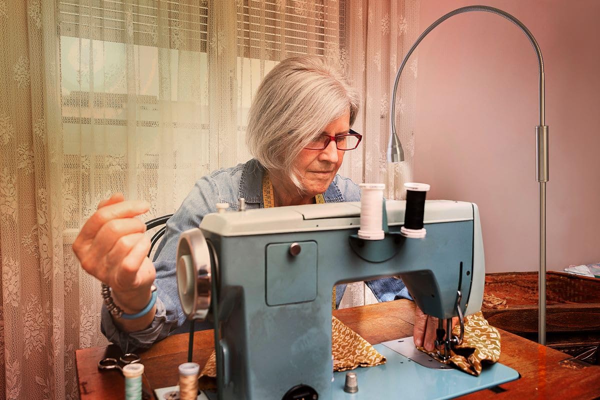 Daylight24 402051-07 Natural Daylight Battery Operated Cordless, Antique Brass Floor Lamp