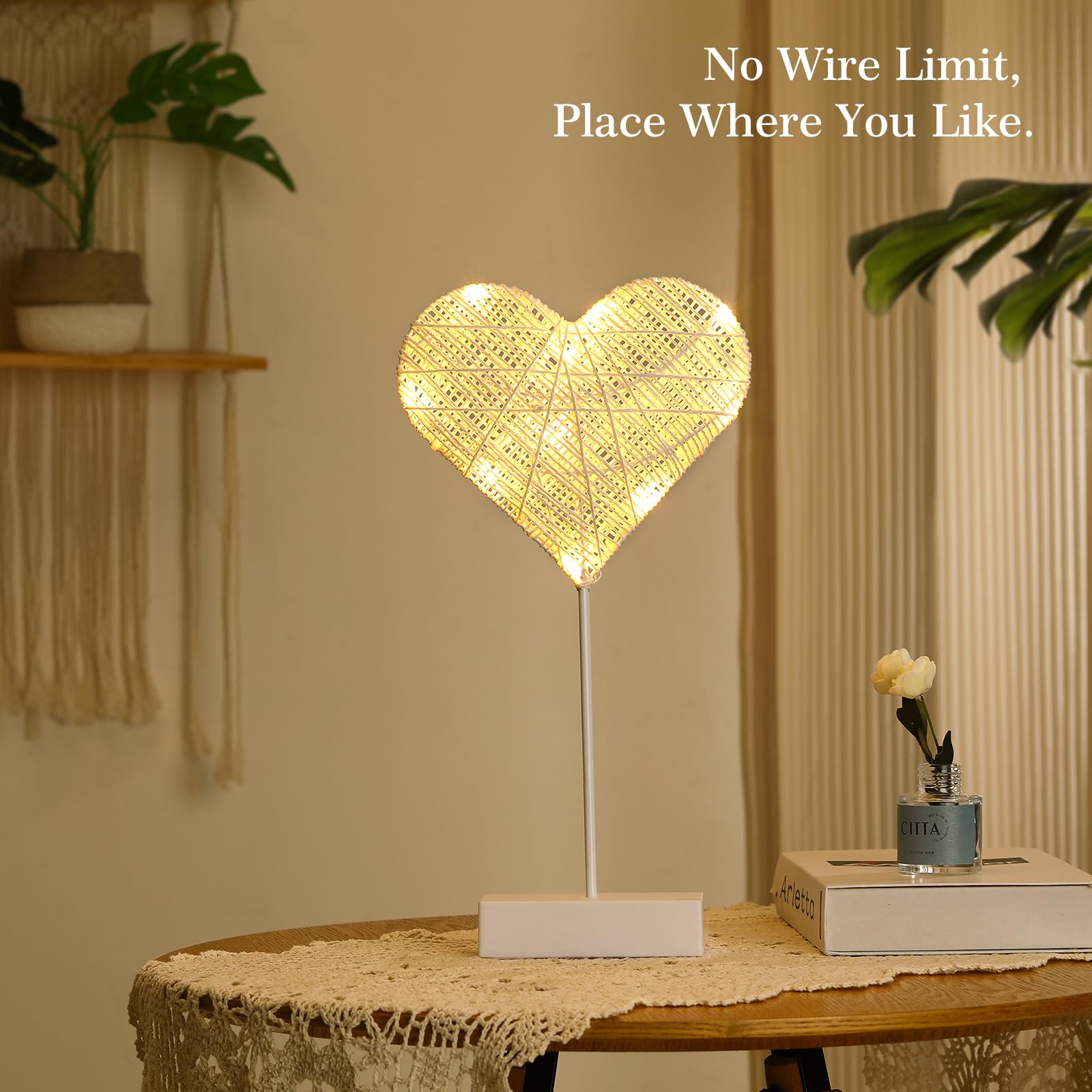Lewondr Decorative Table Lamp, Heart LED Light, Battery Powered, White, Model EB19337S
