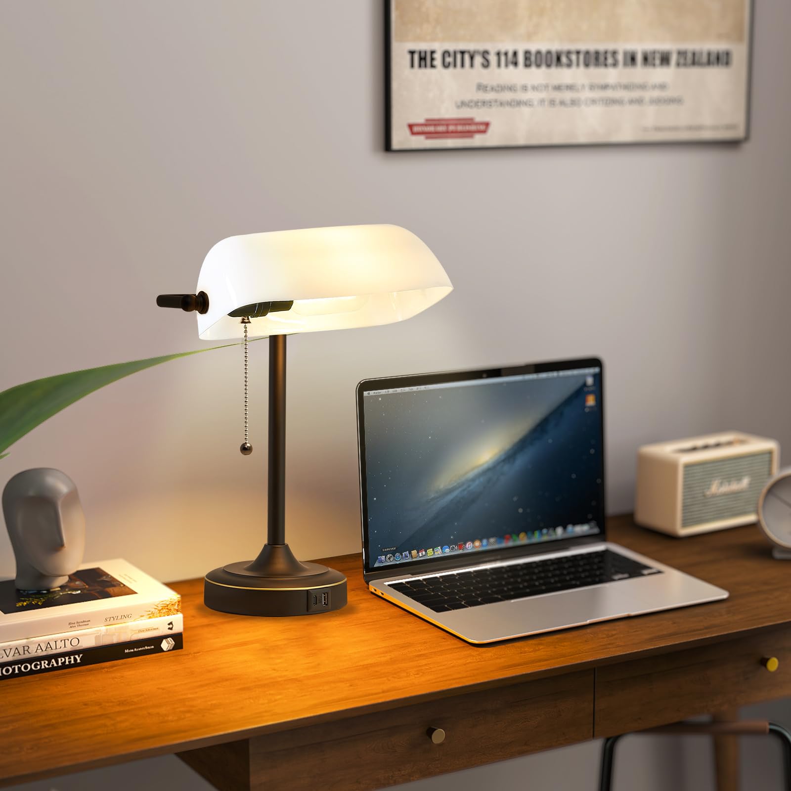 EJIAXIN Vintage Desk Lamp - Black Retro Table Lamp with USB & Type C Ports, Traditional Pull Chain, Model 165B, Bulb Included