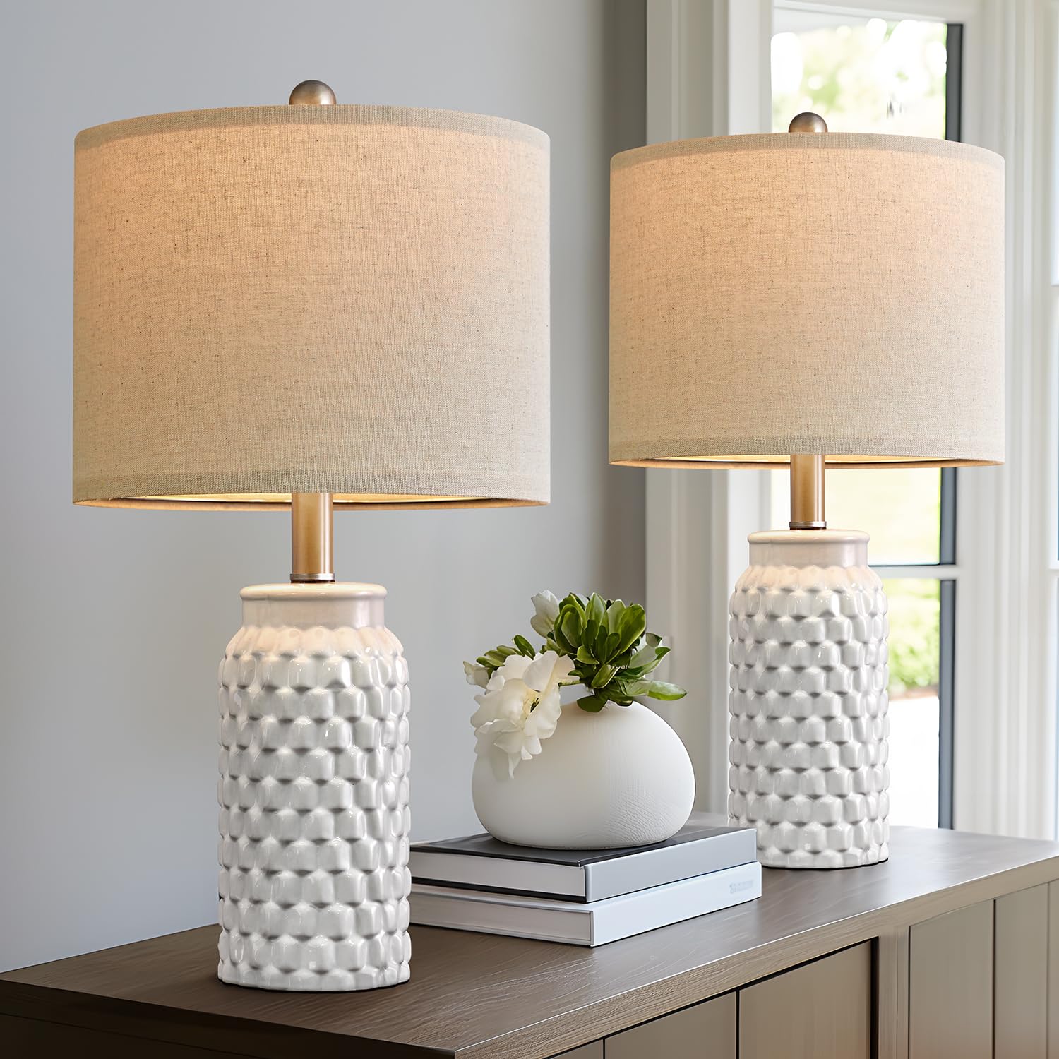 USumkky 20.5" White Modern Ceramic Bedside Lamp Set of 2 for Bedroom and Living Room Decor, Model YM-AMZ-T1092WH-New