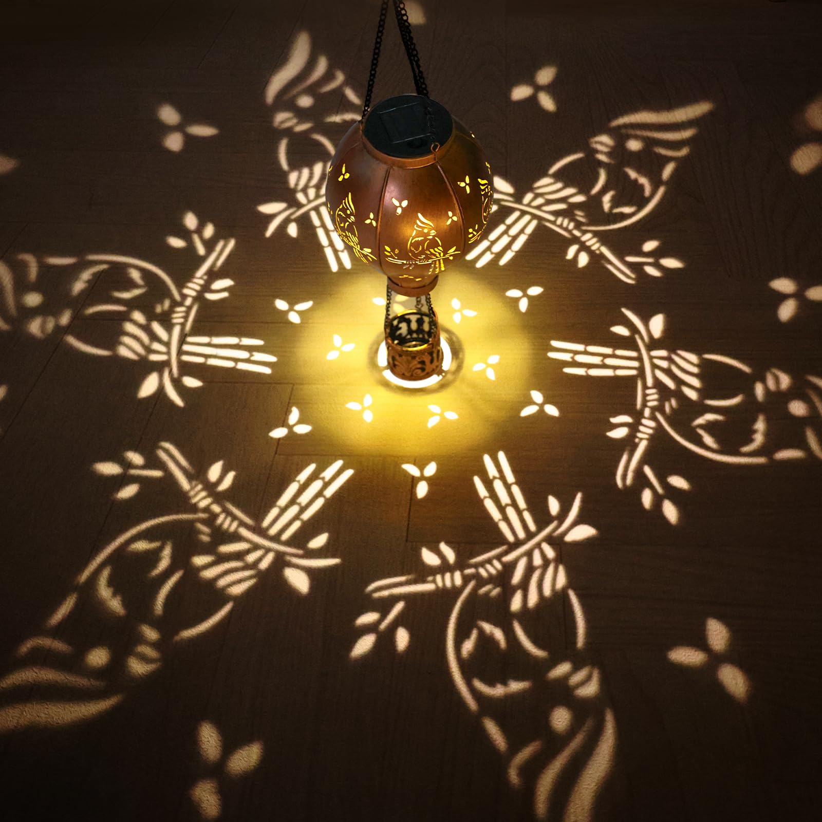 Solar Lanterns Outdoor Waterproof Cardinal Hot Air Balloon Metal Hanging Led Lantern Decoration Garden,Patio,Yard,Porch For Chri