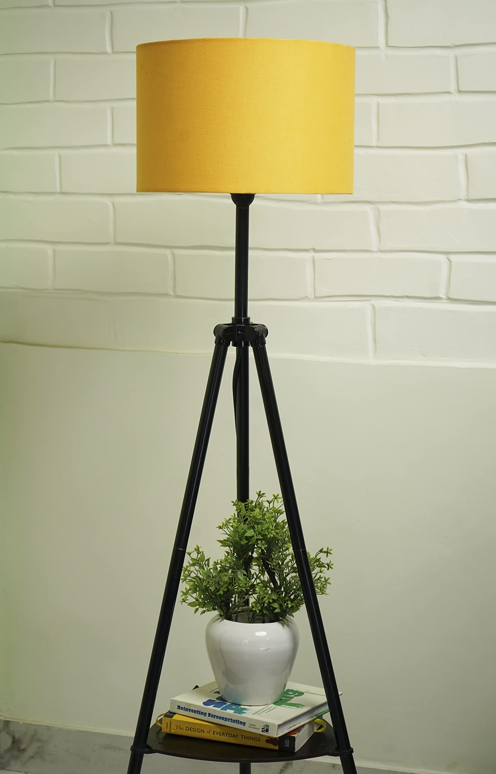 Crosscut Furniture Metal Floor Lamp with decorative shelf (Fresh Yellow)