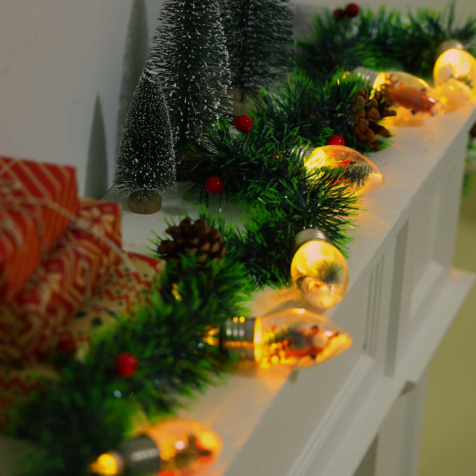 Christmas Garland With Lights, 8.2 Ft Battery Operated Powerd 12 Led Bulb String Lights Pine Cones Red Berry Decorations Lighted Lit Prelit Indoor Outdoor Window Home Mantle Fireplace Table Xmas Decor