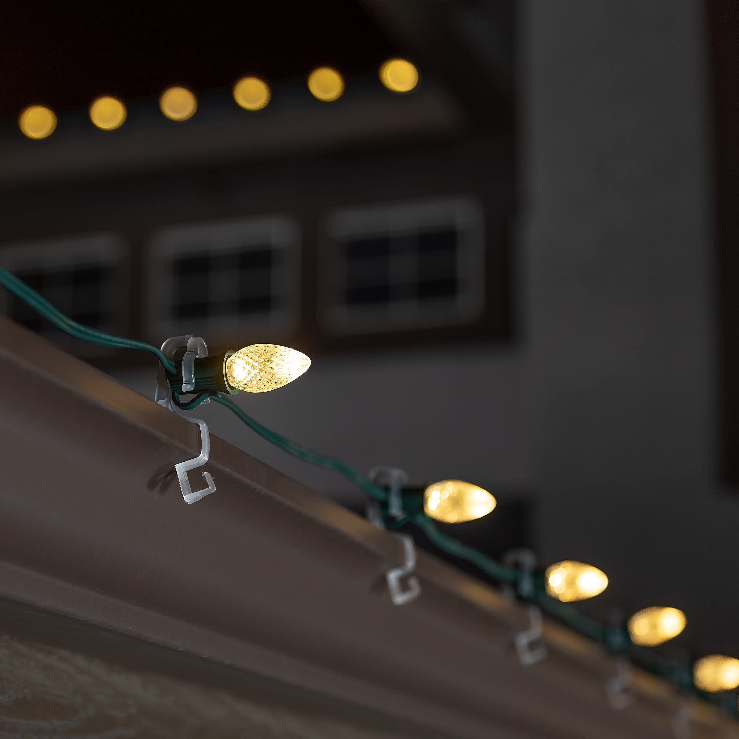 Hlo Lighting Omni All-In-One Christmas Light Clips | Hang C9 Or C7 Light Strings From Rain Gutters Or Shingles | Pack Of 100 Cli