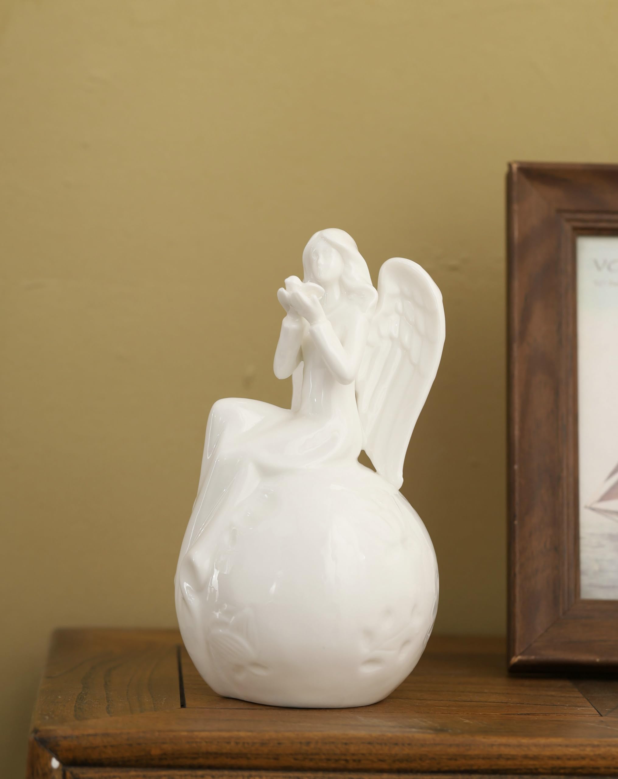 Adavas.Y&G Angel Collectiable Figurine With Led Lighting Angel Lamp Decorative Angel Night Light Holding Dove 8'' H
