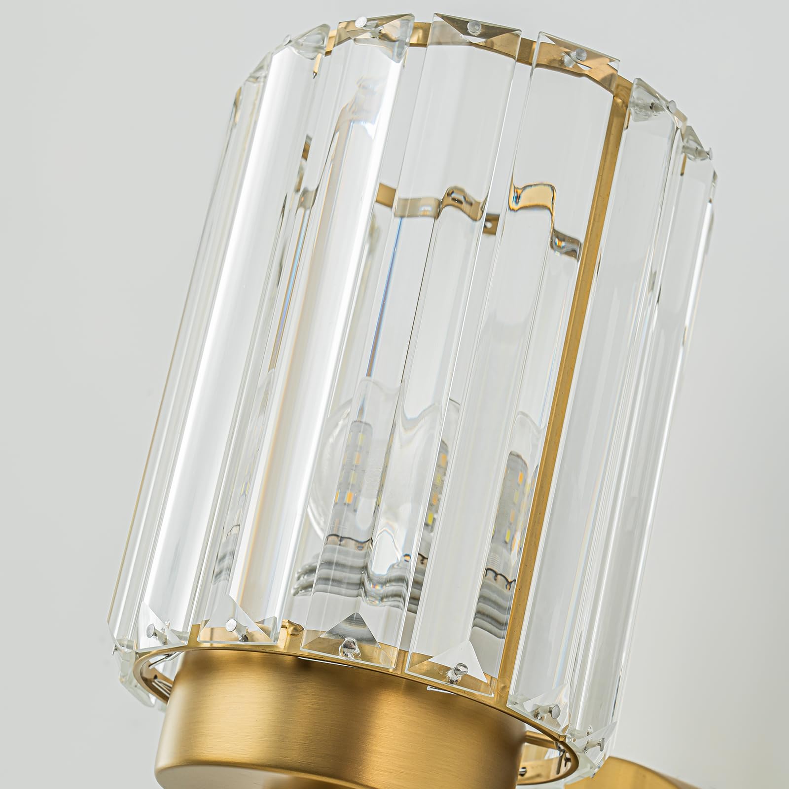 Huoku Single Gold Wall Sconce, Modern Vanity Lighting Fixture With Crystal Shade, 1-Light Wall Lamp For Bathroom Bedroom Mirror