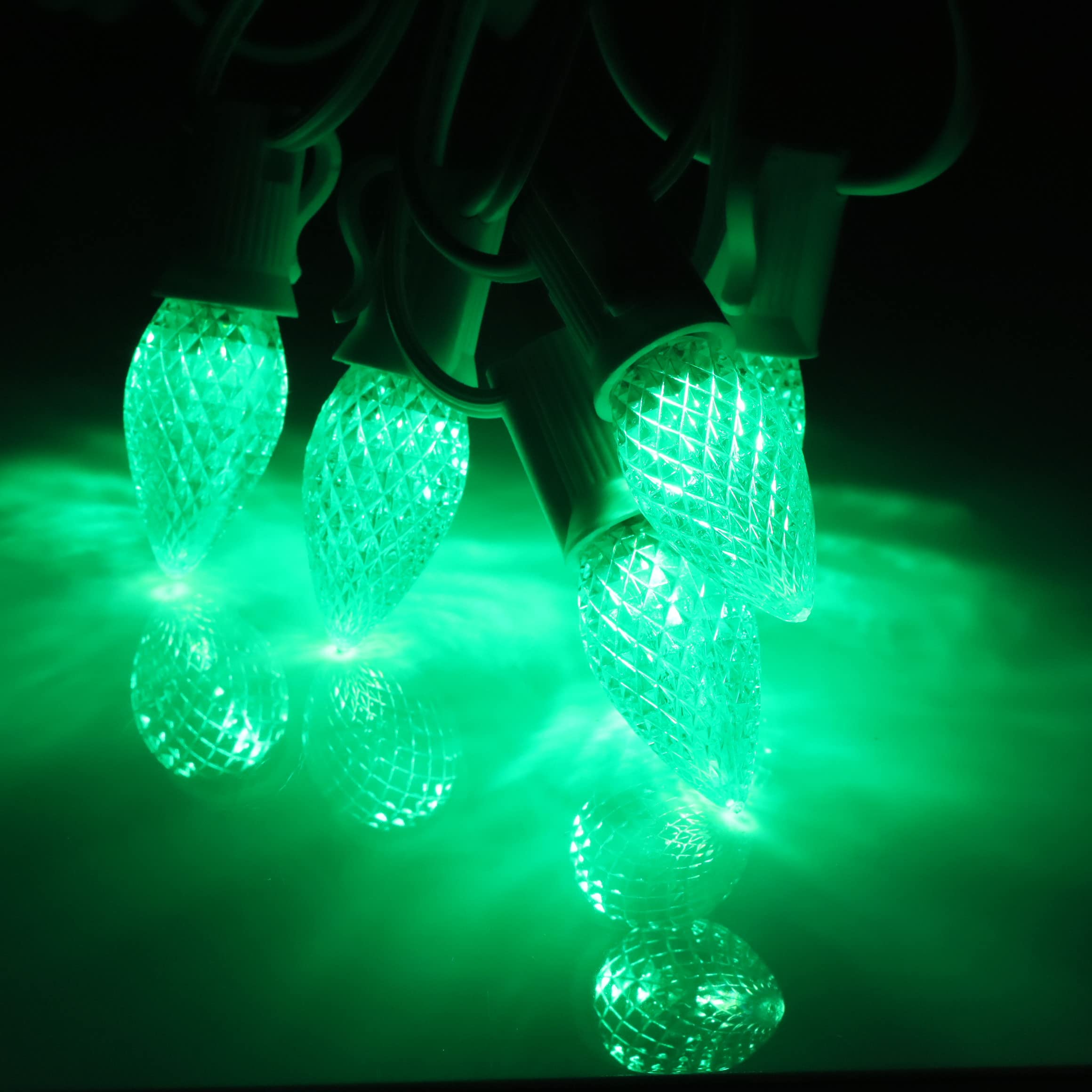 Aniai C7 LED Christmas Light Bulbs - 25 Count, E12 Base, Green, Commercial Grade, Plastic