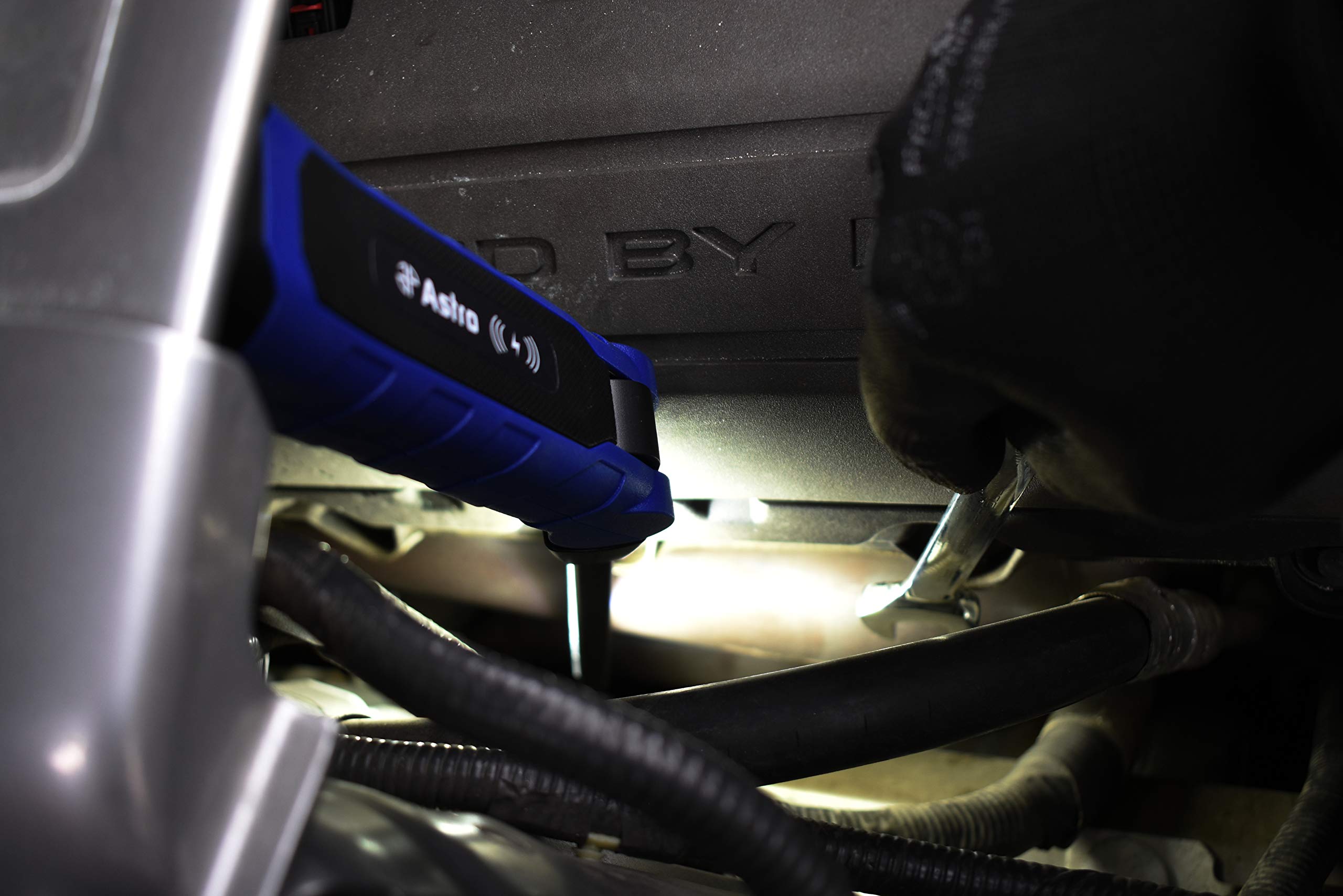 Astro Tools 52Sl 500X2 Lumen Wirelessly Rechargeable Folding Double-Sided Led Slim Light, 1 Count