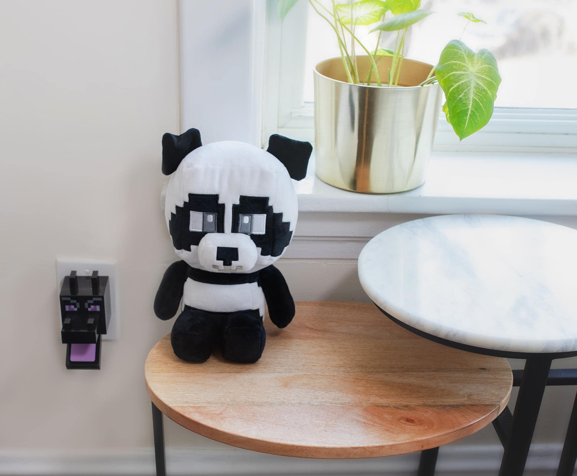 Ukonic Minecraft Ender Dragon Nightlight | LED Mood Light with Dusk to Dawn Sensor | Black Plastic | Kids Bedroom Decor