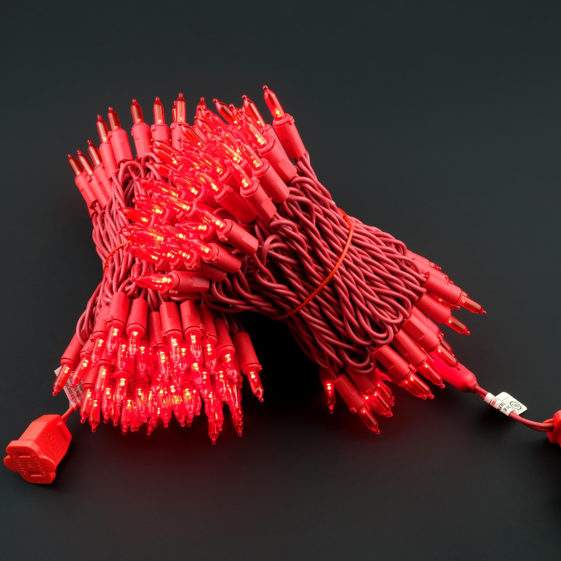 YULETIME Red LED Christmas Lights Set, 200 Lights, 66 ft, Red Wire, UL Certified, Model BMD-L-200E/4F