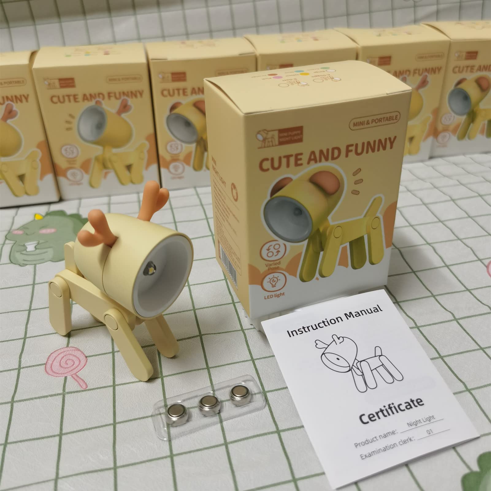 SpassLeben Cute Night Light, Mini LED Desk Lamp, Deer Yellow, ABS Material, Ideal for Kids Room, Decorative Nightstand Lamp