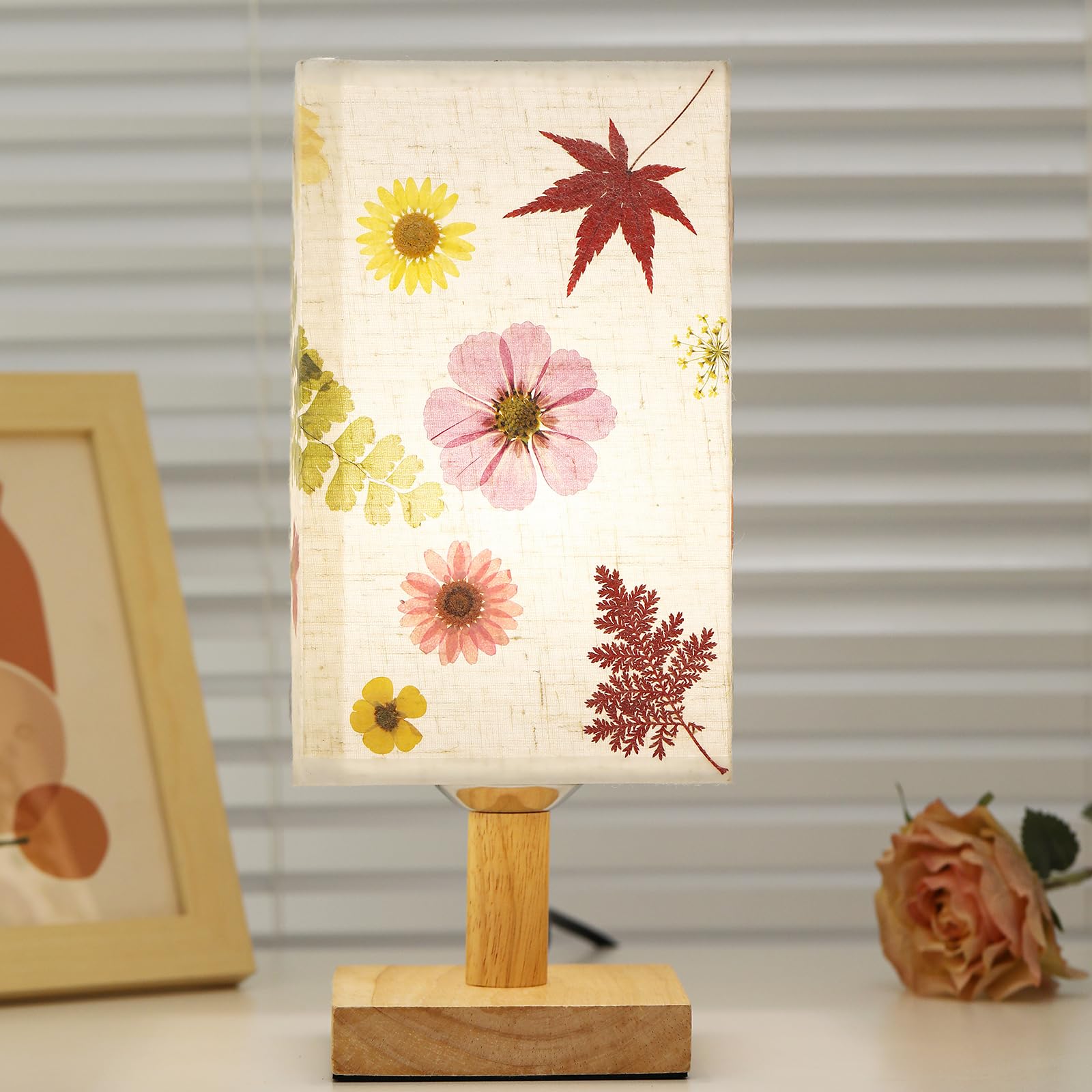 Floresita Dried Flowers Table Lamp 5W Led Pressed Flower Bedside Lamp Square Linen Shade 3Color Temperatures Table Lamp With Woo