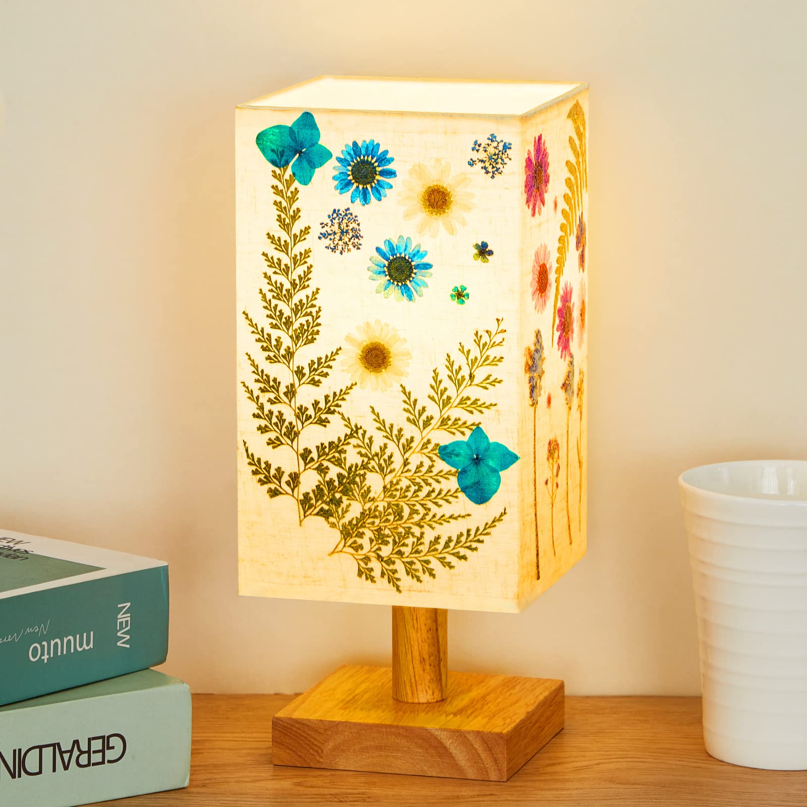 Hortsun Pressed Floral Lamp Bedside Vintage Flower Desk Lamp For Bedroom Living Room, Dorm, Home, Office Decor(1 Pcs,Square Styl