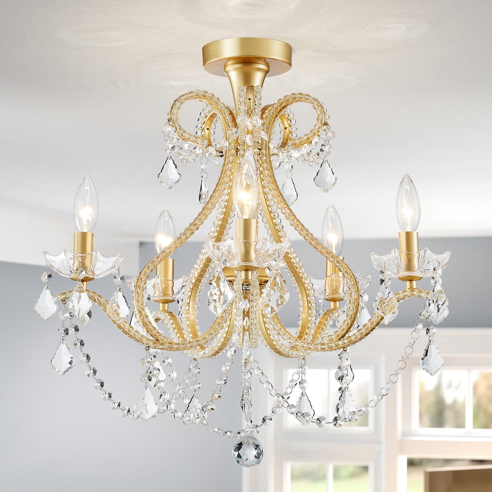 WUZUPS 5-Light Crystal Candle Chandelier, Metal Ceiling Light, 20.9in High 22in Wide, Gold, Model USHD-5511506GD