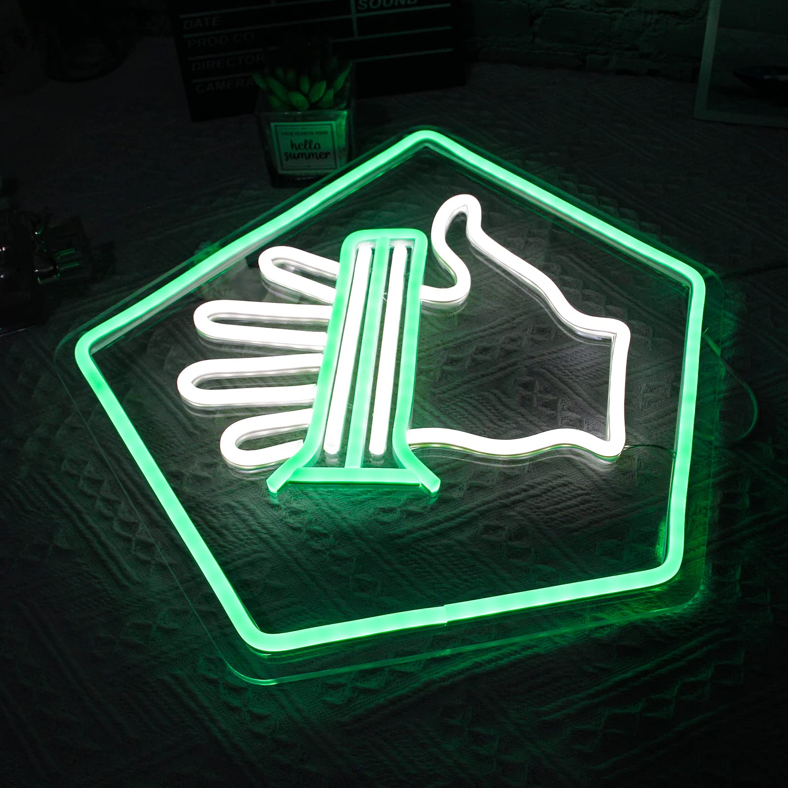 Jesalah LED Gaming Sign for Wall Decor, 12.6inx13.4in, Green White, PVC Silicone Acrylic, Ideal for Teen Boys Room, Man Cave, Birthday Gift