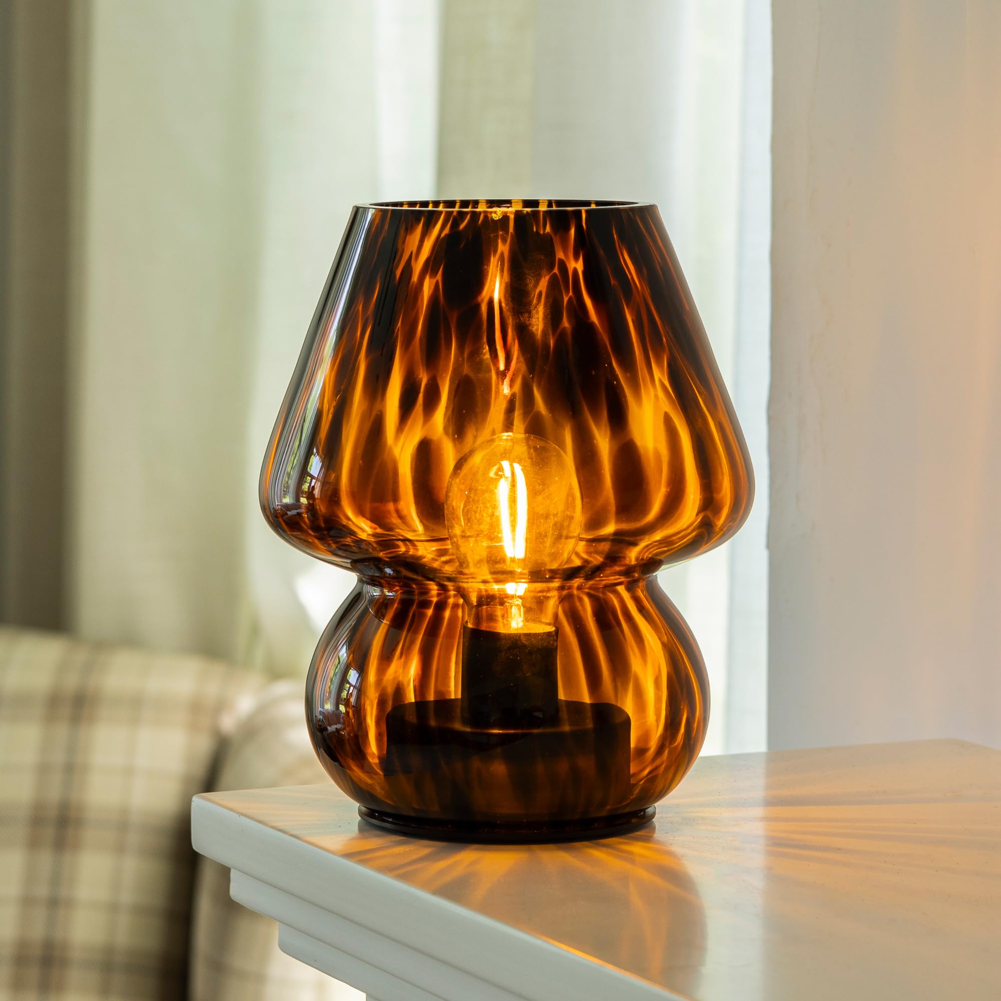 ULAROOM Battery Operated Mushroom Lamp - Vintage Table Lamp with Timer, 6 x 5.99 x 7.5 inches, Golden Amber, Model JYTD23