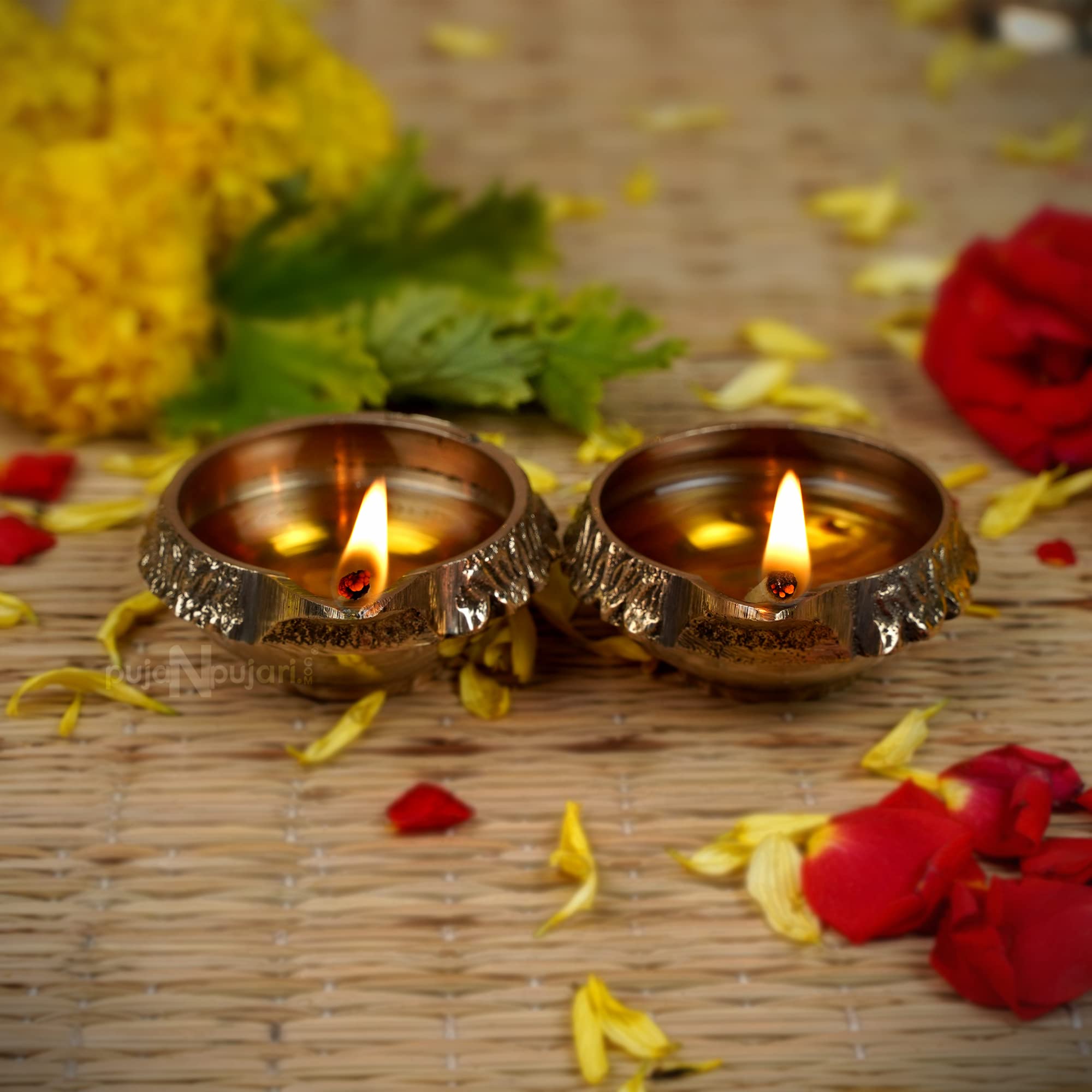 Dalvkot Brass Kuber Diyas Oil Lamps Set for Puja Room Decoration and Diwali Festival (2)