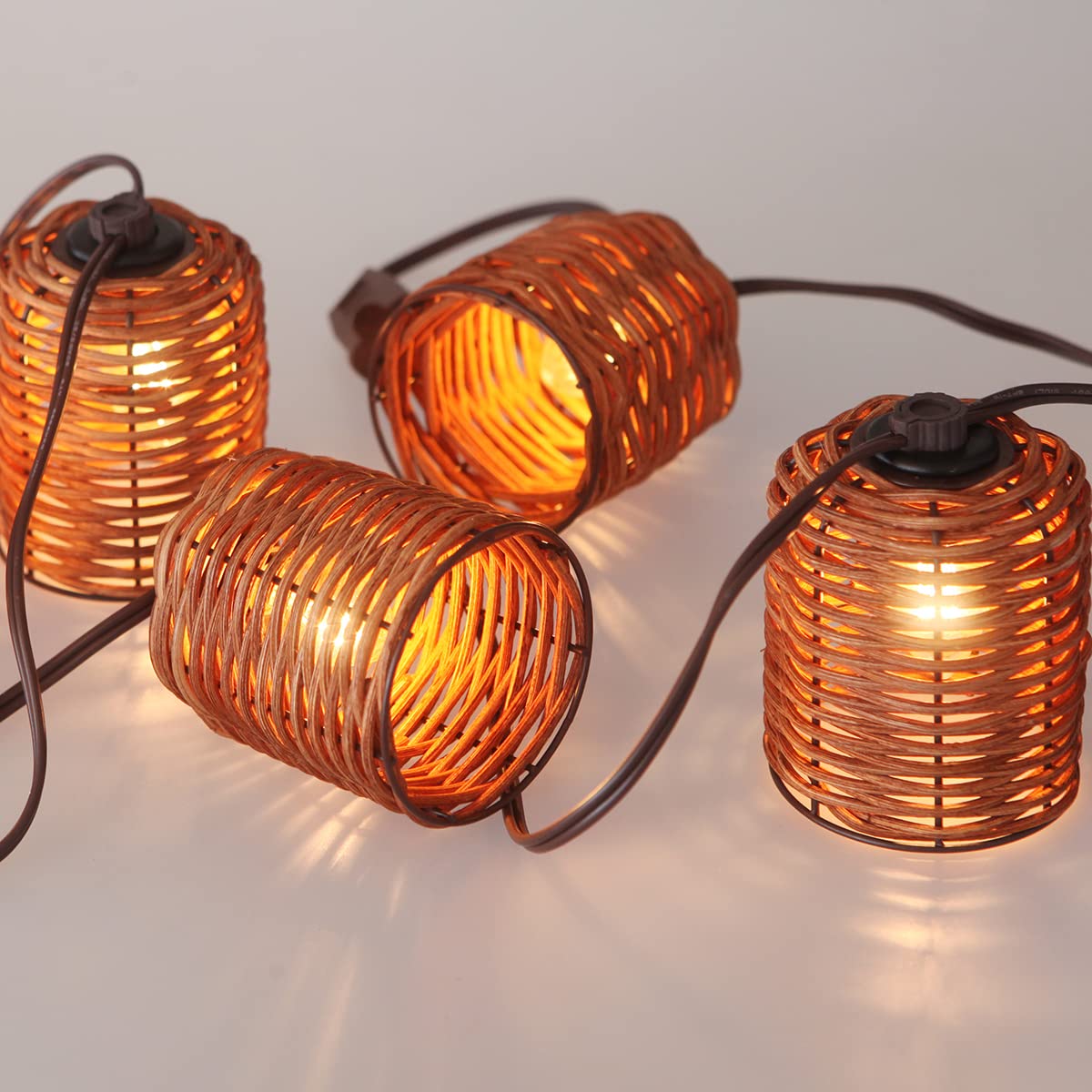 Maindeco Natural Rattan String Lights, 10 Rustic Raffia Cage Lights,16 Ft Plug In & Connectable Wicker Lights, Rustic Farmhouse